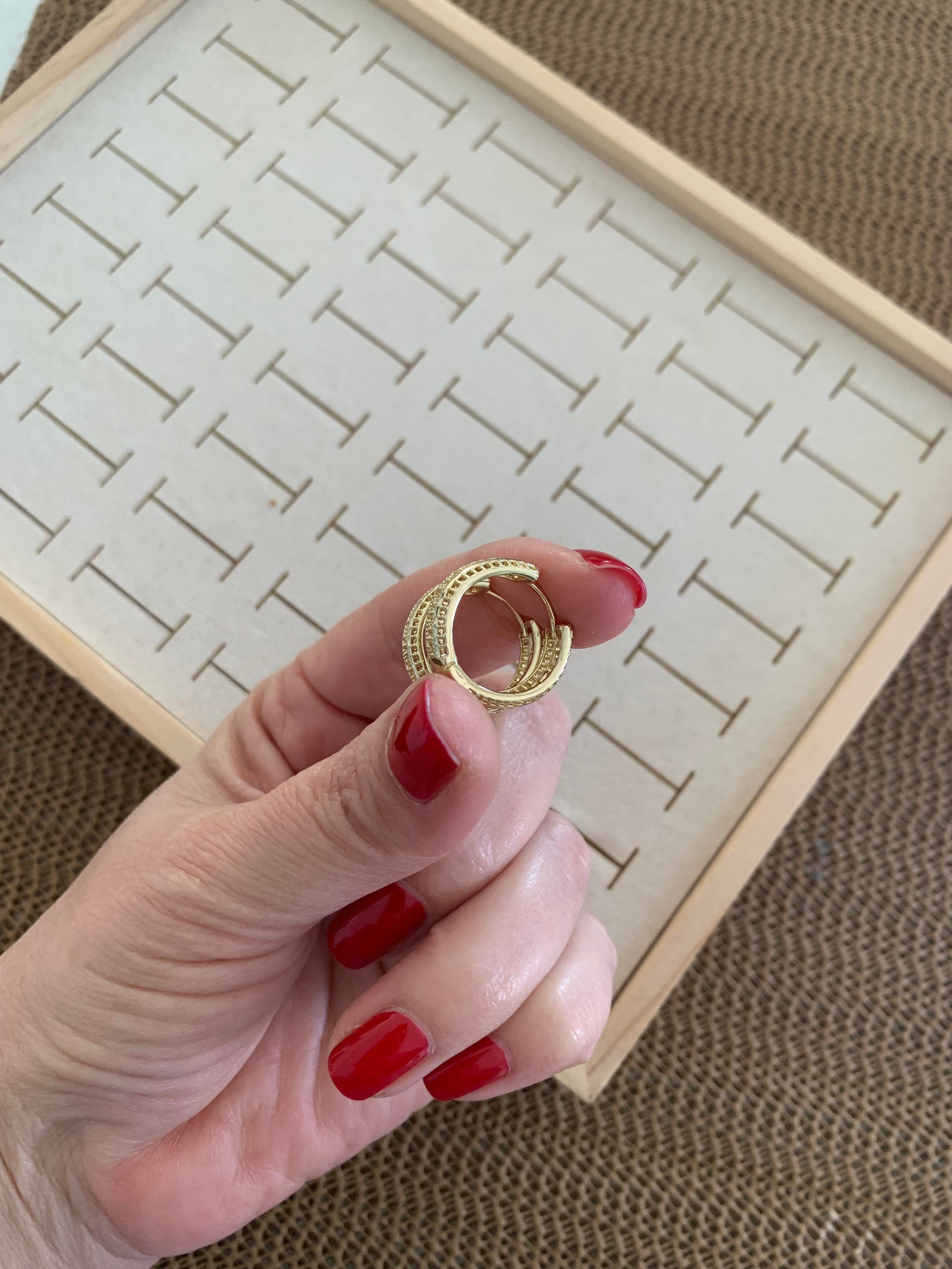 Vip Gold Ortası S Sıralı Halka Küpe