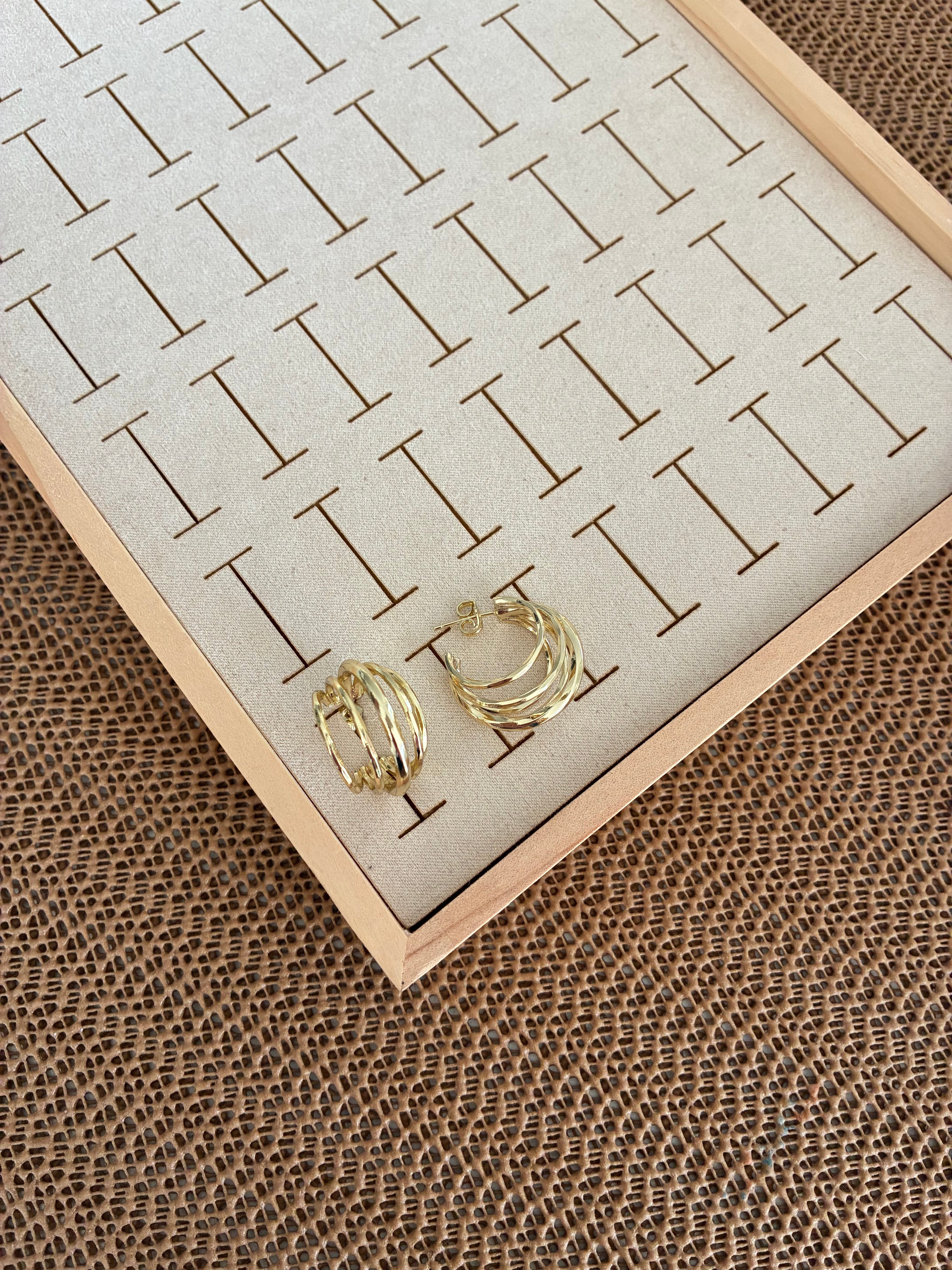Vip Gold Pırıltılı  Beş Sıralı Ay Halka Küpe