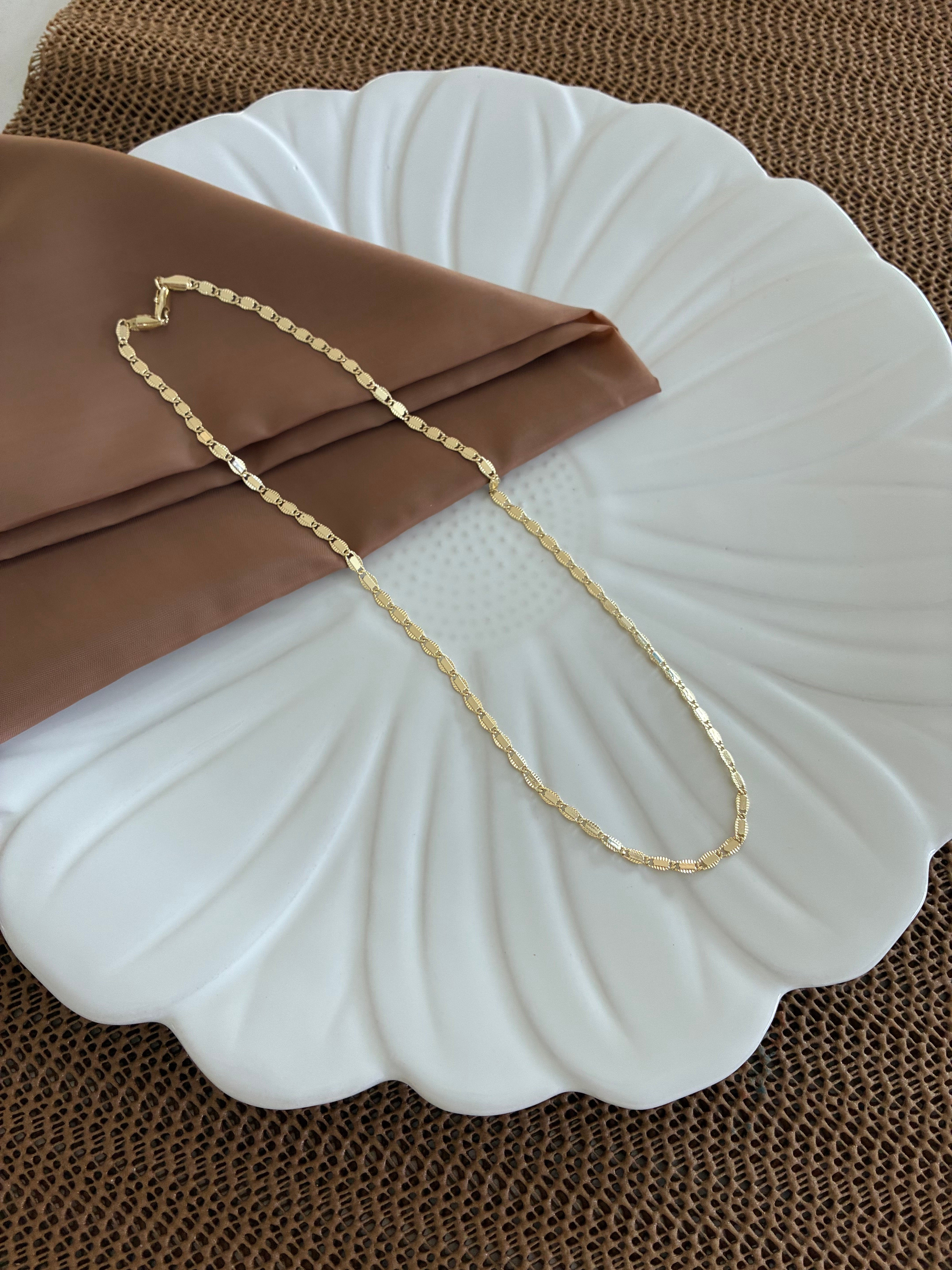 Vip Gold Pırıltılı Ezme Düğüm Zincirli Kolye