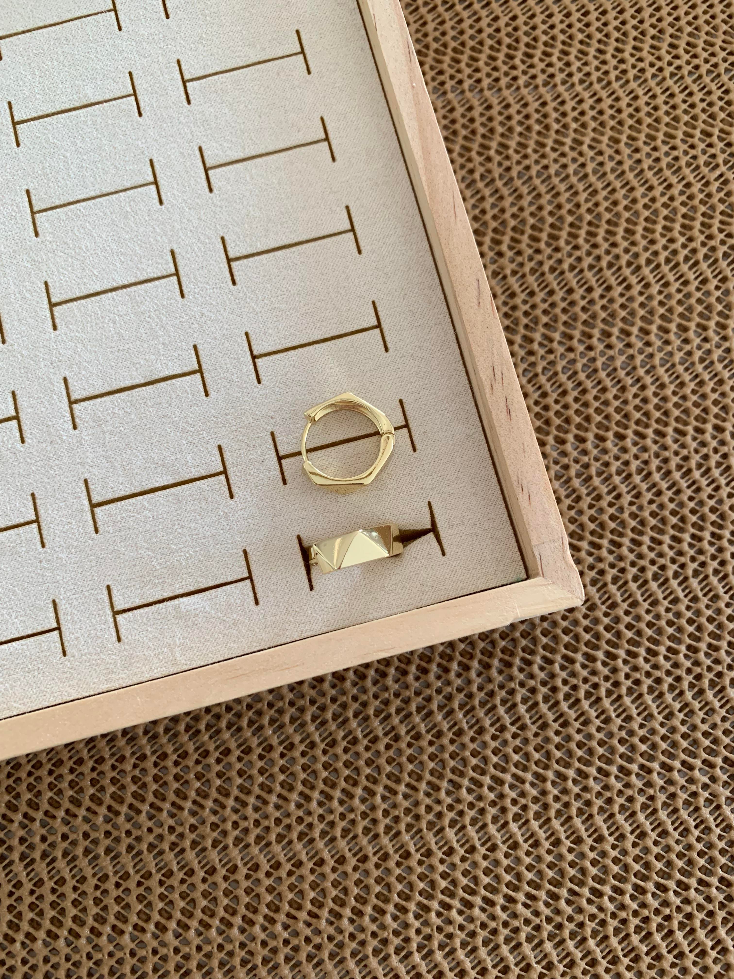 Vip Gold Plaka Beşgen Halka Küpe