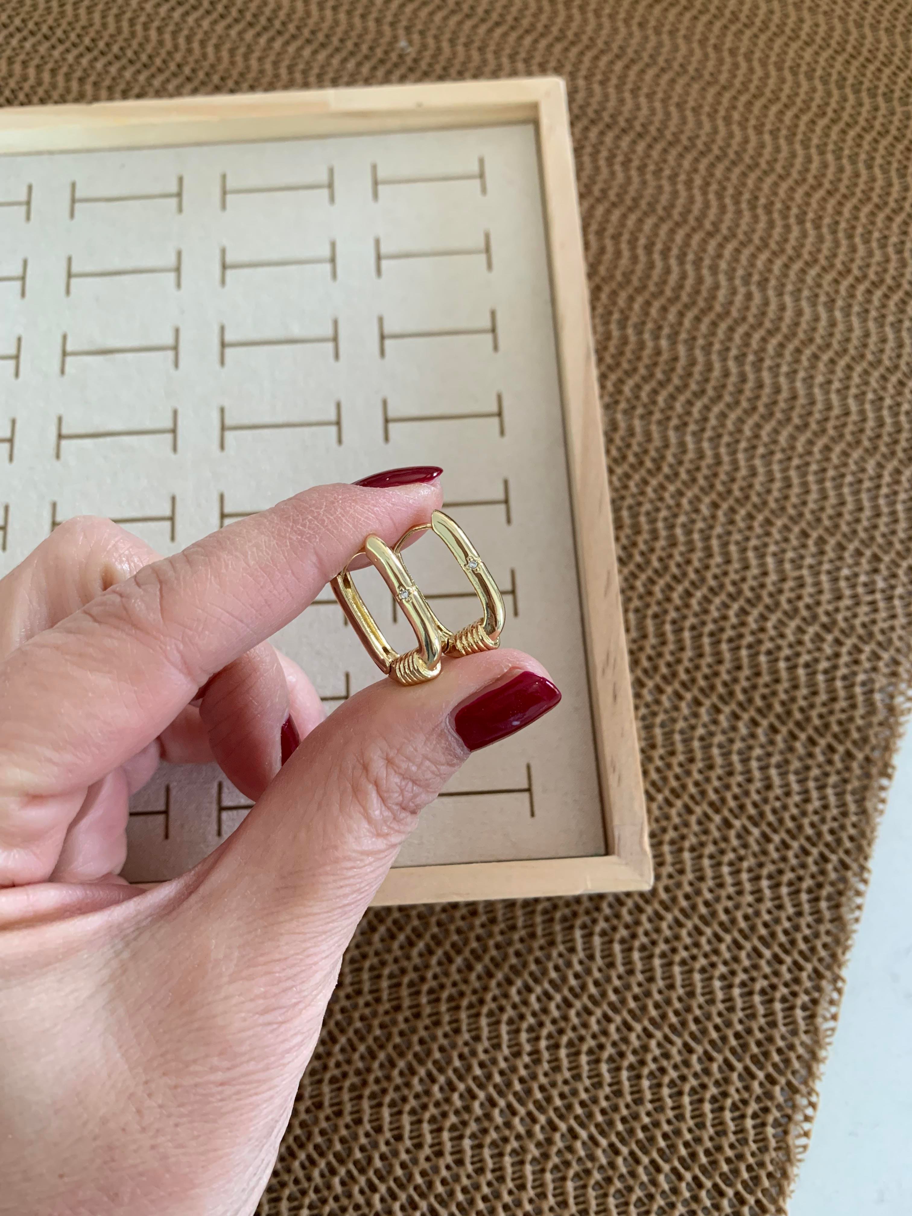 Vip Gold Plaka Biyeli U Küpe