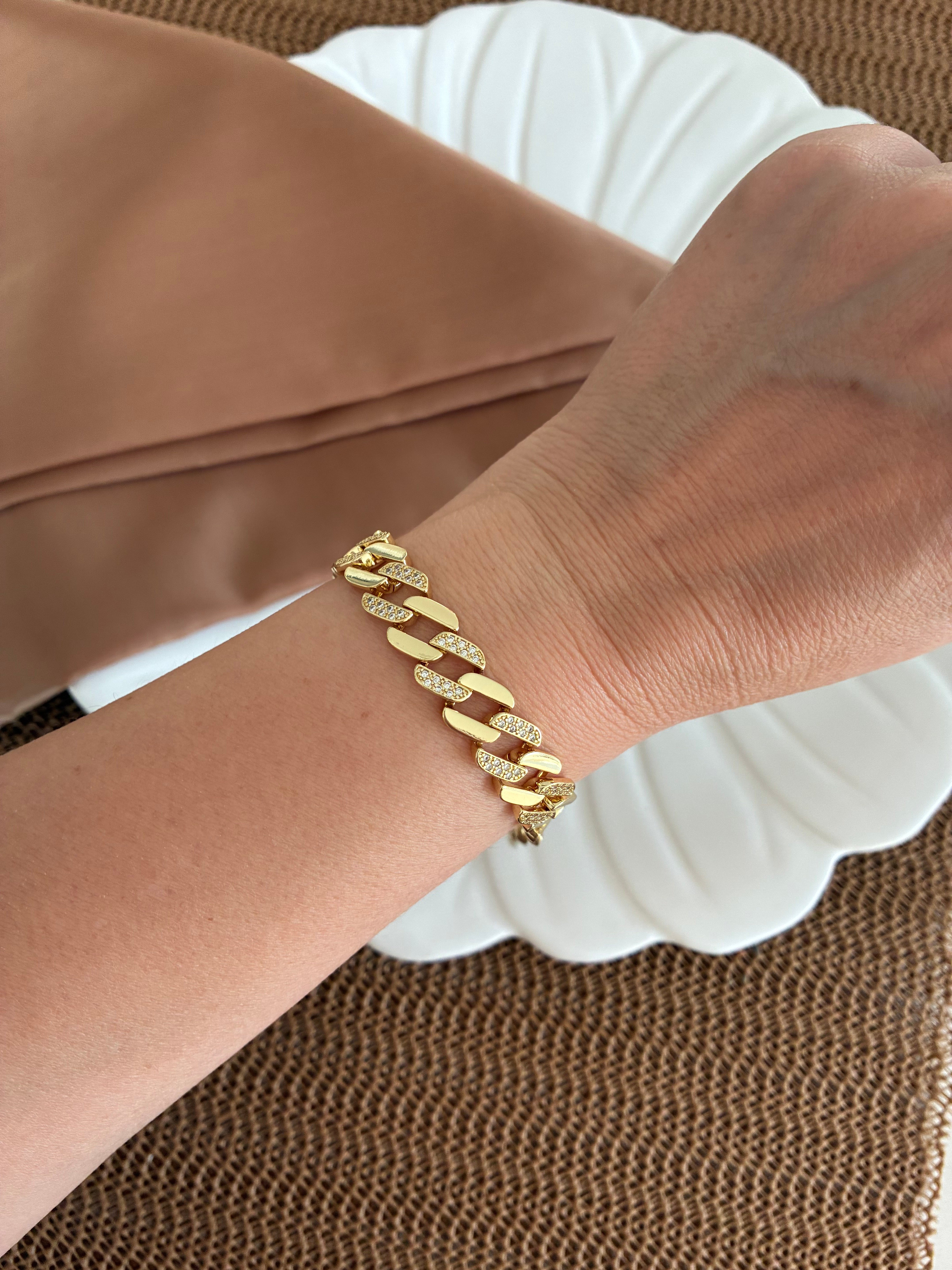 Vip Gold Plaka Klasik Zincir Zirkon Taşlı Tasarım Bileklik