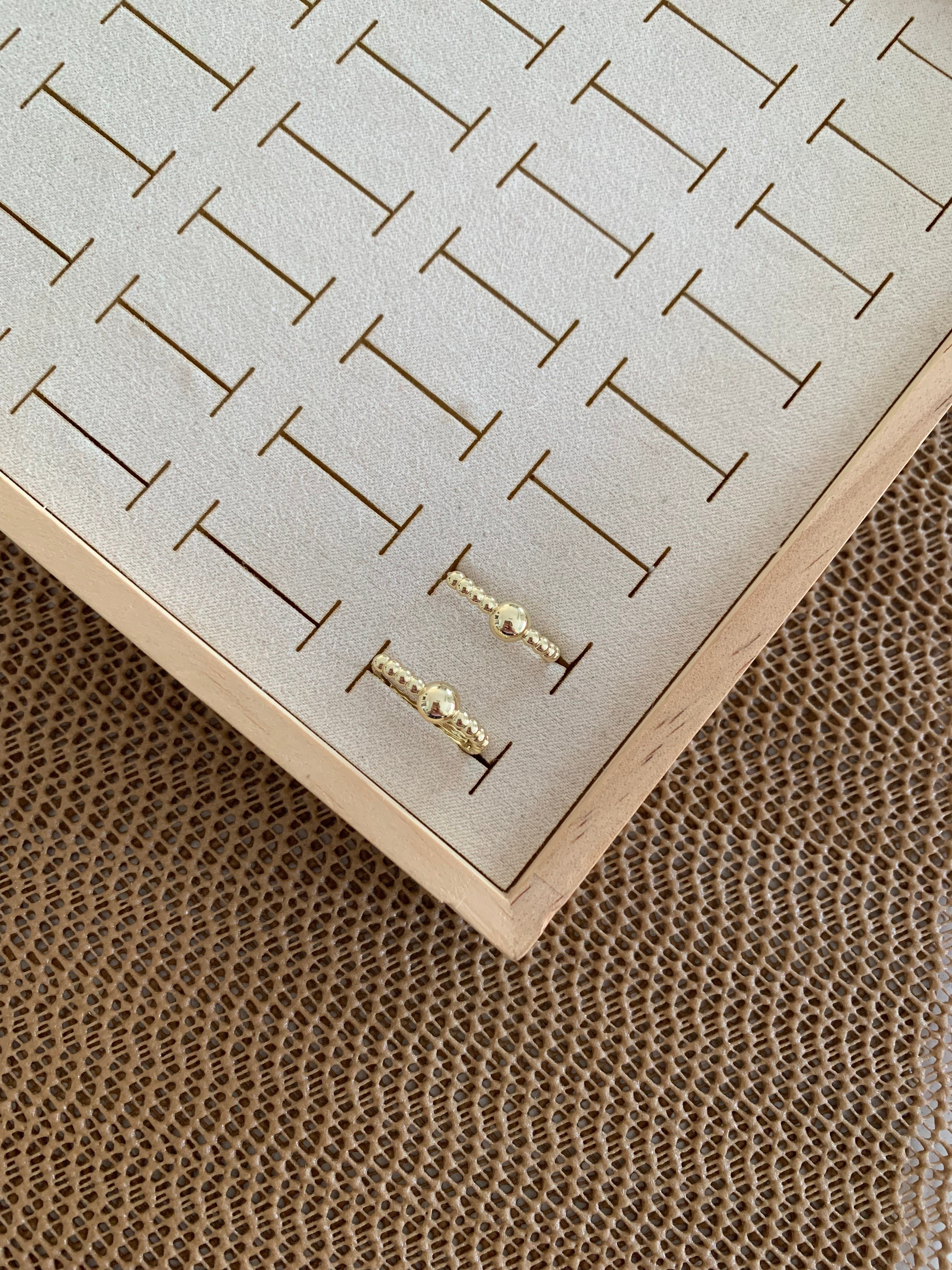 Vip Gold Plaka Topçuk U Küpe