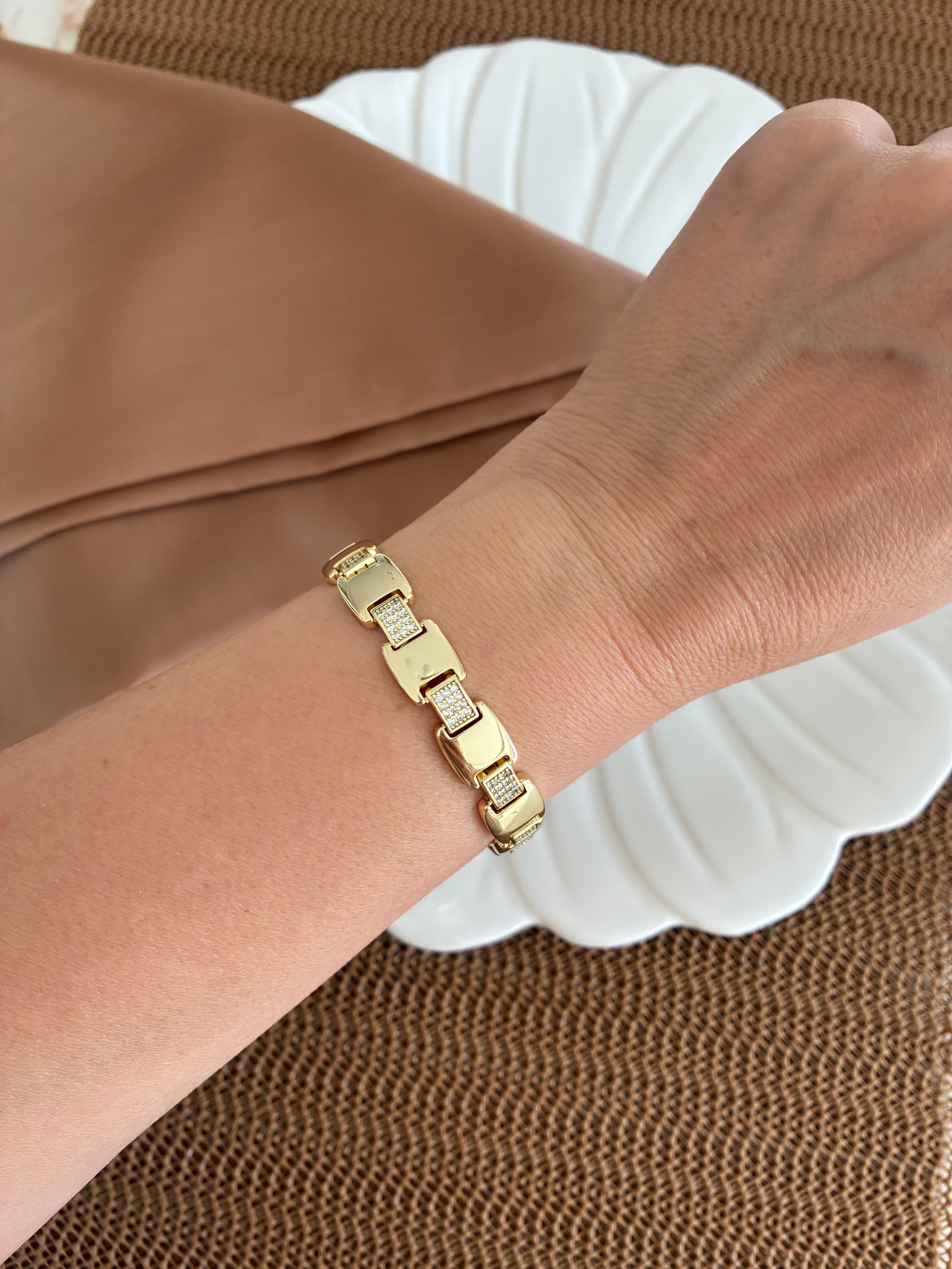 Vip Gold Plaka Zirkon Taşlı Kare Bileklik