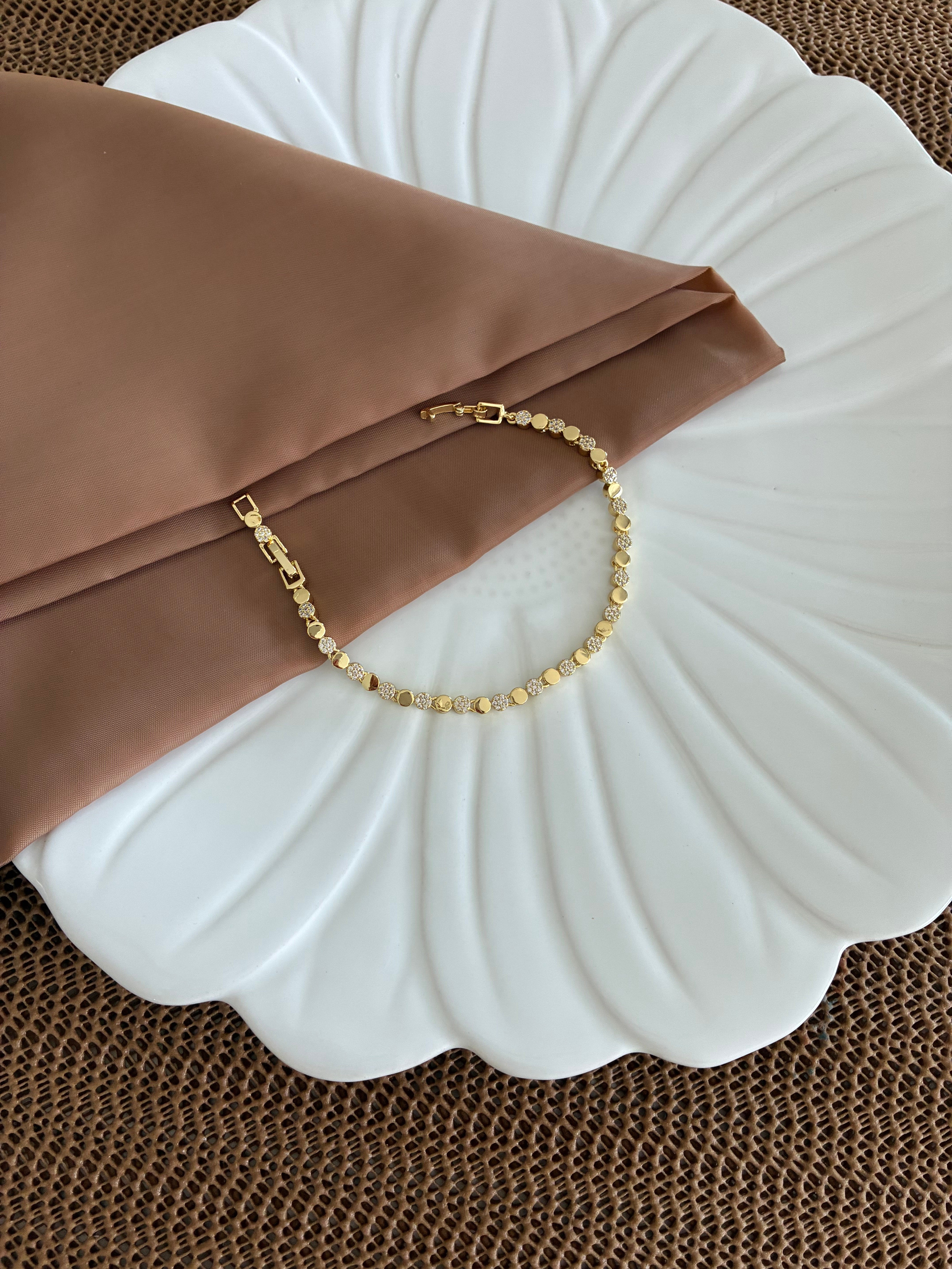 Vip Gold Plaka Zirkon Taşlı Mini Daire  Sıralı Bileklik