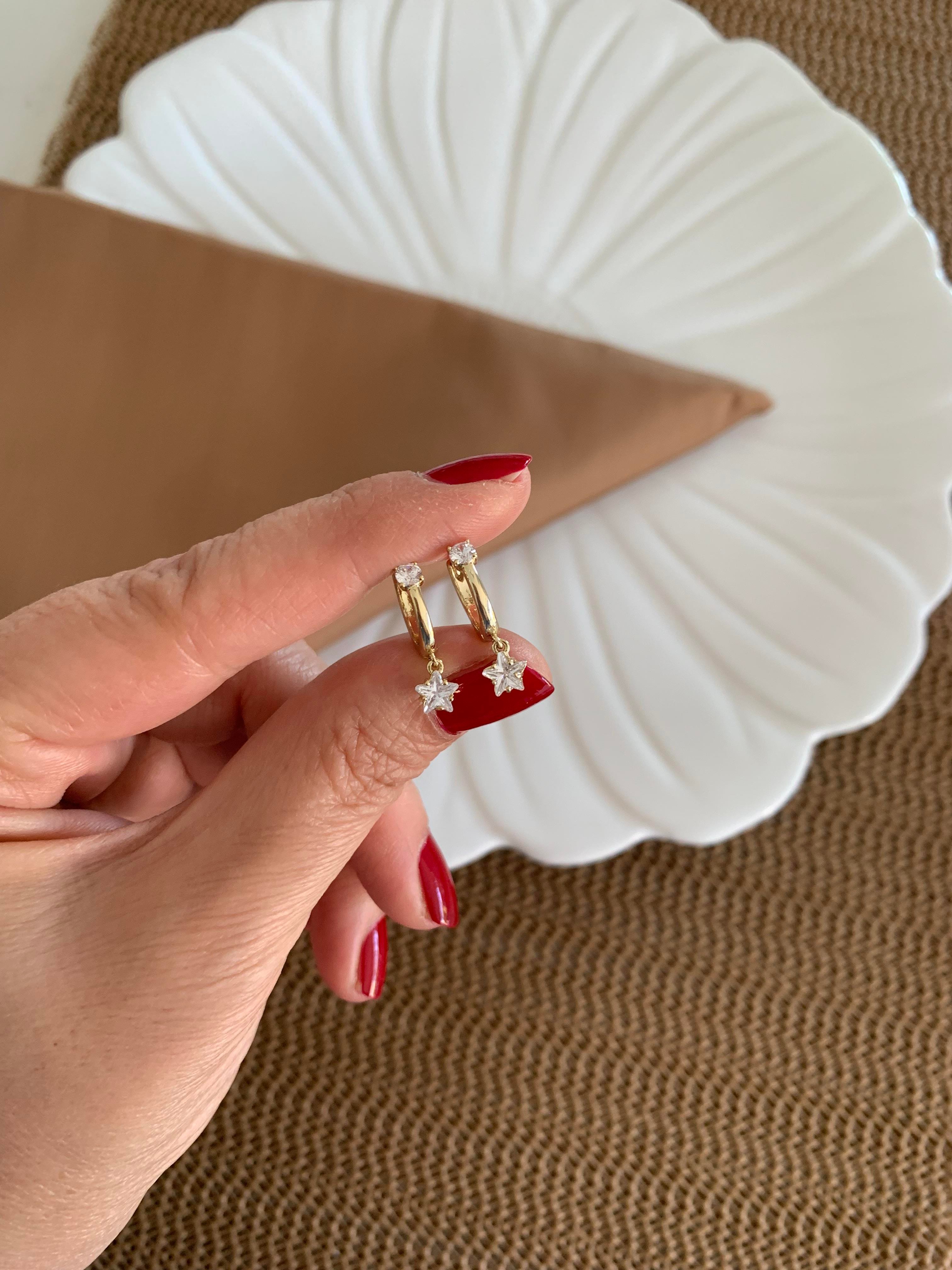 Vip Gold Tek Taş Yıldız Sallantılı Halka Küpe