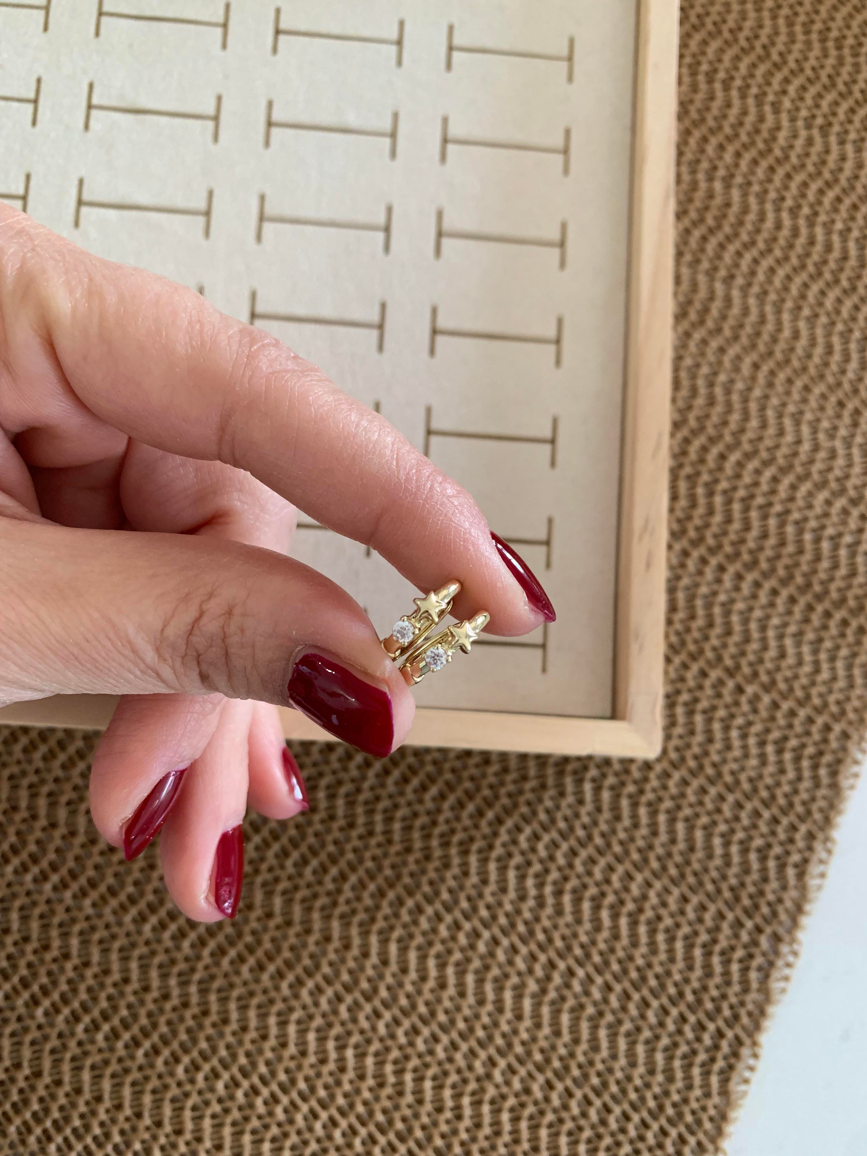 Vip Gold Tek Taşlı Plaka Yıldız Mini Halka Küpe