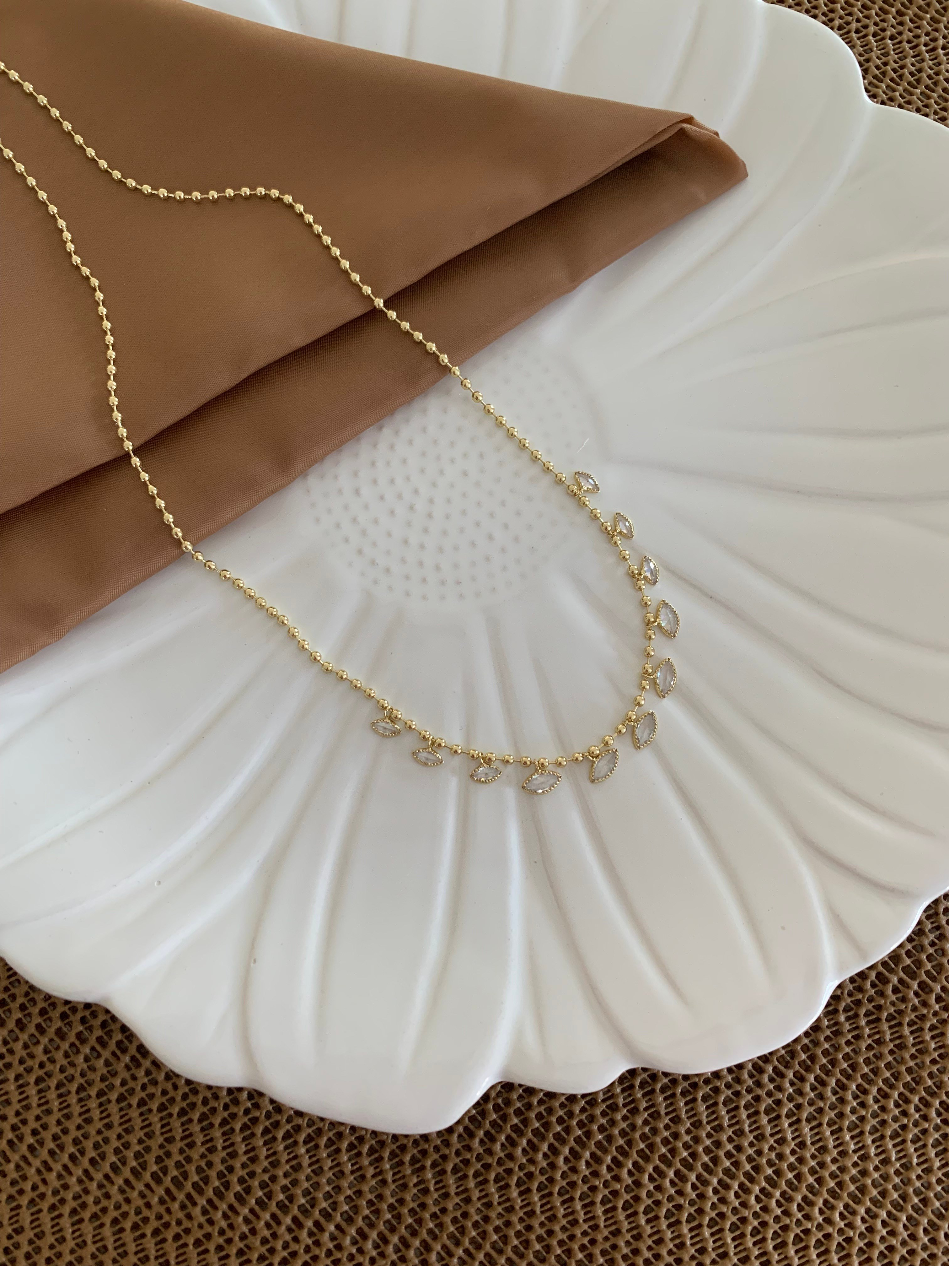 Vip Gold Topçuk Zincirli Tek Taş Damla Sıralı Kolye