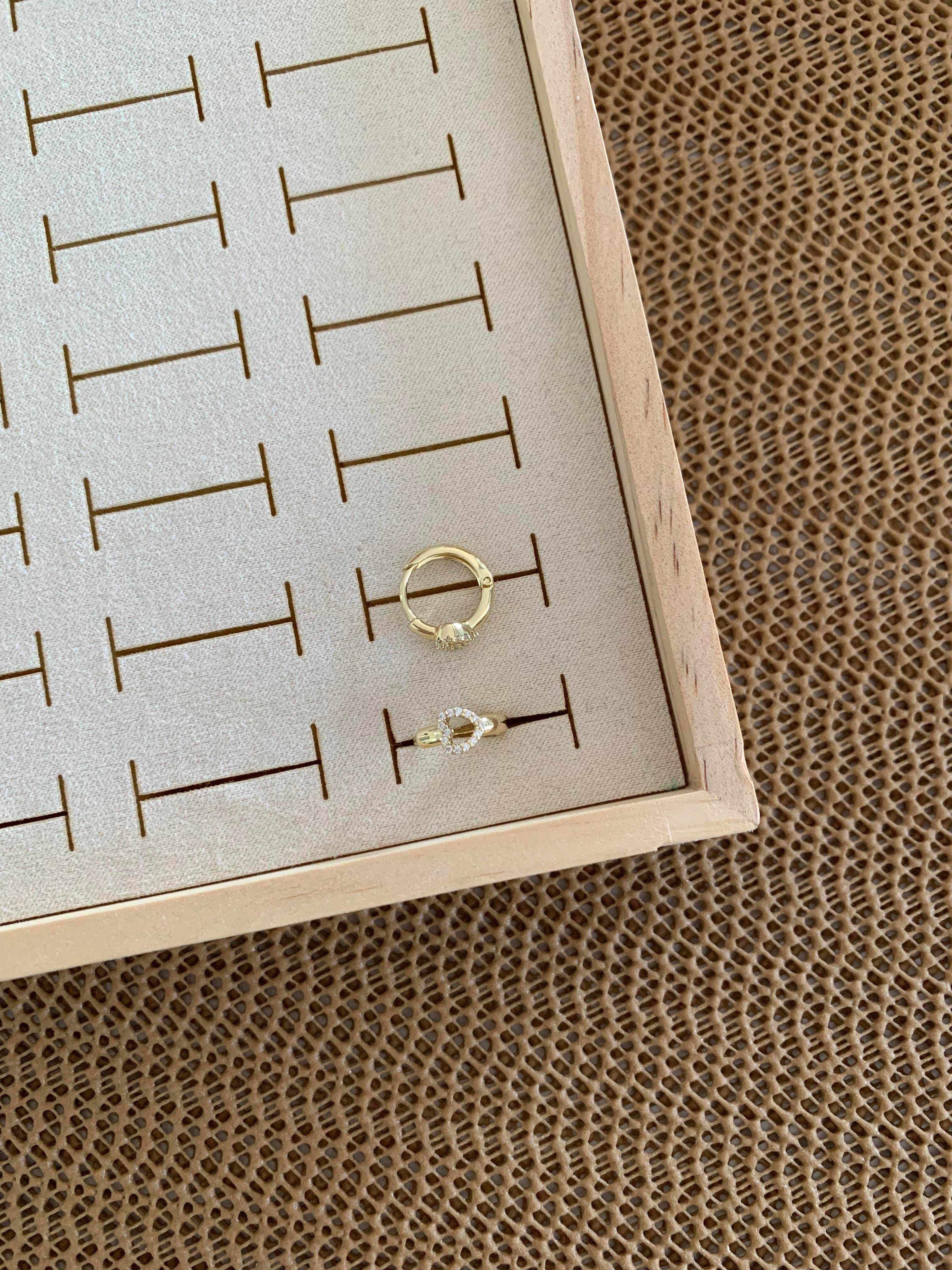 Vip Gold Zirkon Taş Kalpli Mini Halka Küpe