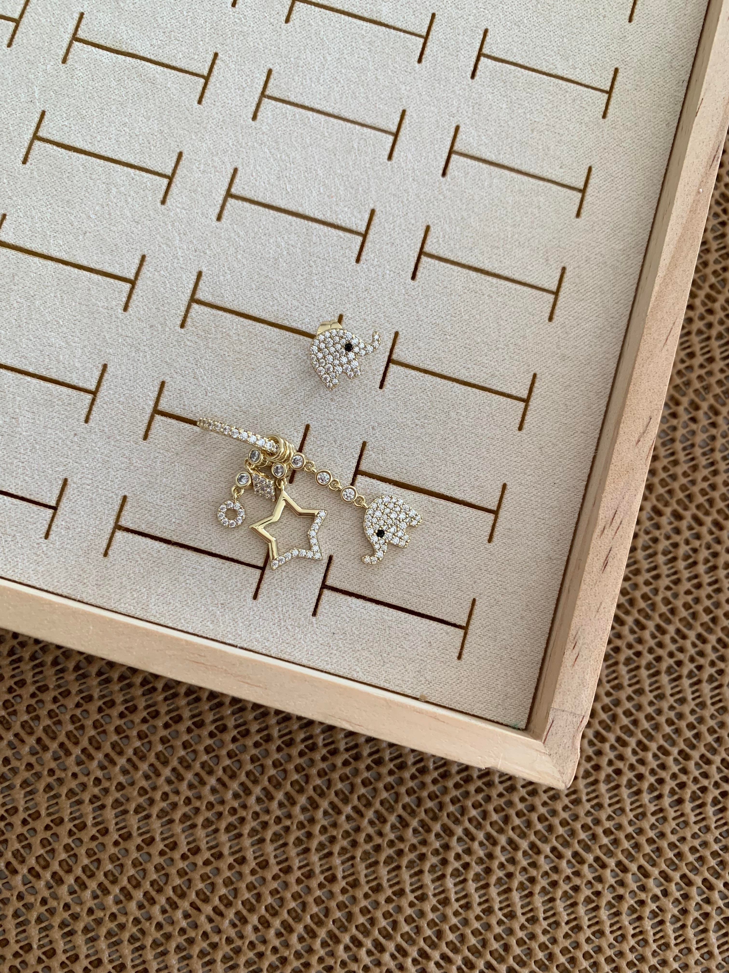 Vip Gold Zirkon Taşlı Fil Charm Tasarım Küpe