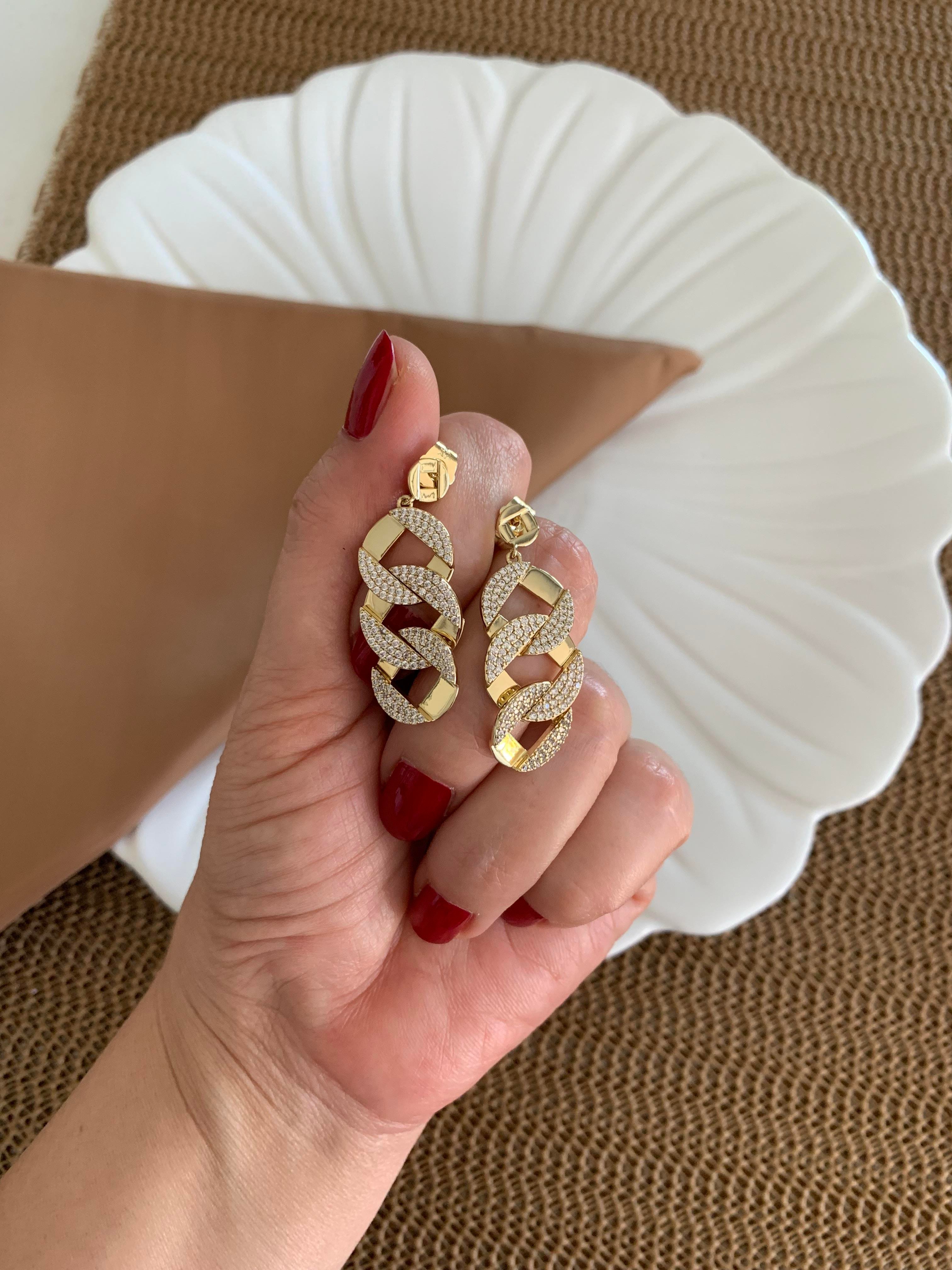 Vip Gold Zirkon Taşlı İç İçe Geçme Daire Tasarım Küpe