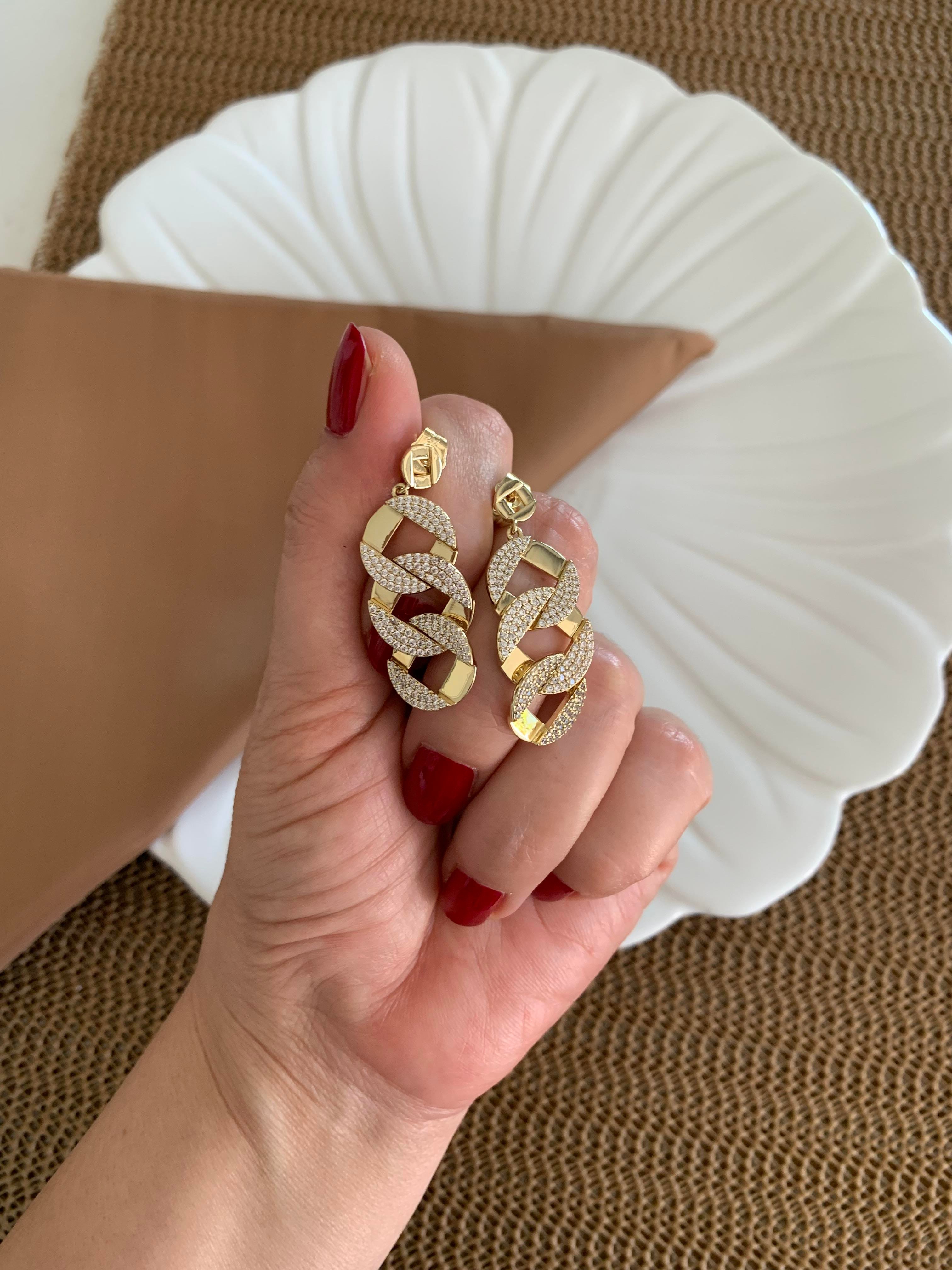 Vip Gold Zirkon Taşlı İç İçe Geçme Daire Tasarım Küpe