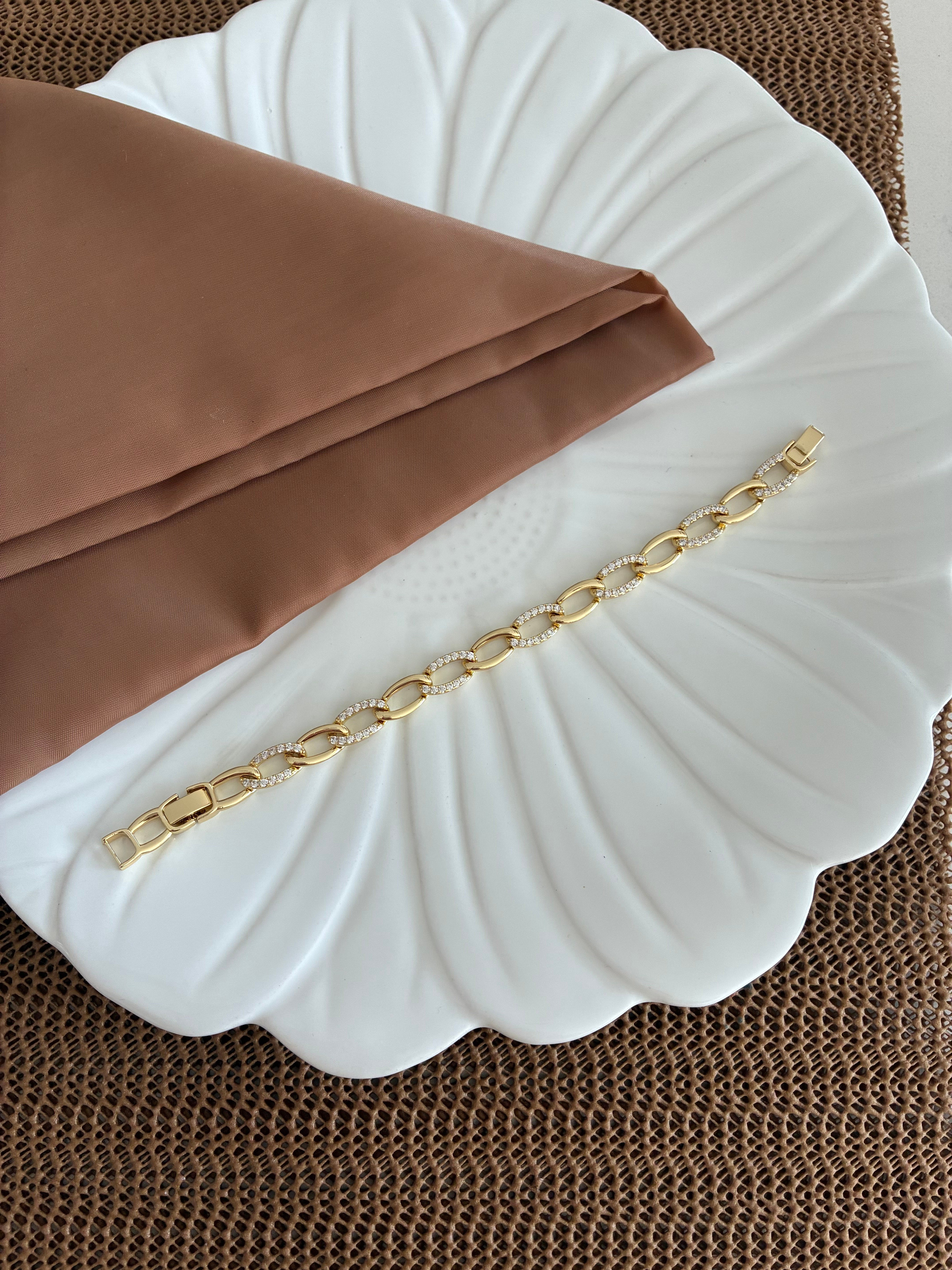 Vip Gold Zirkon Taşlı İç İçe Geçme İnce Halka Bileklik