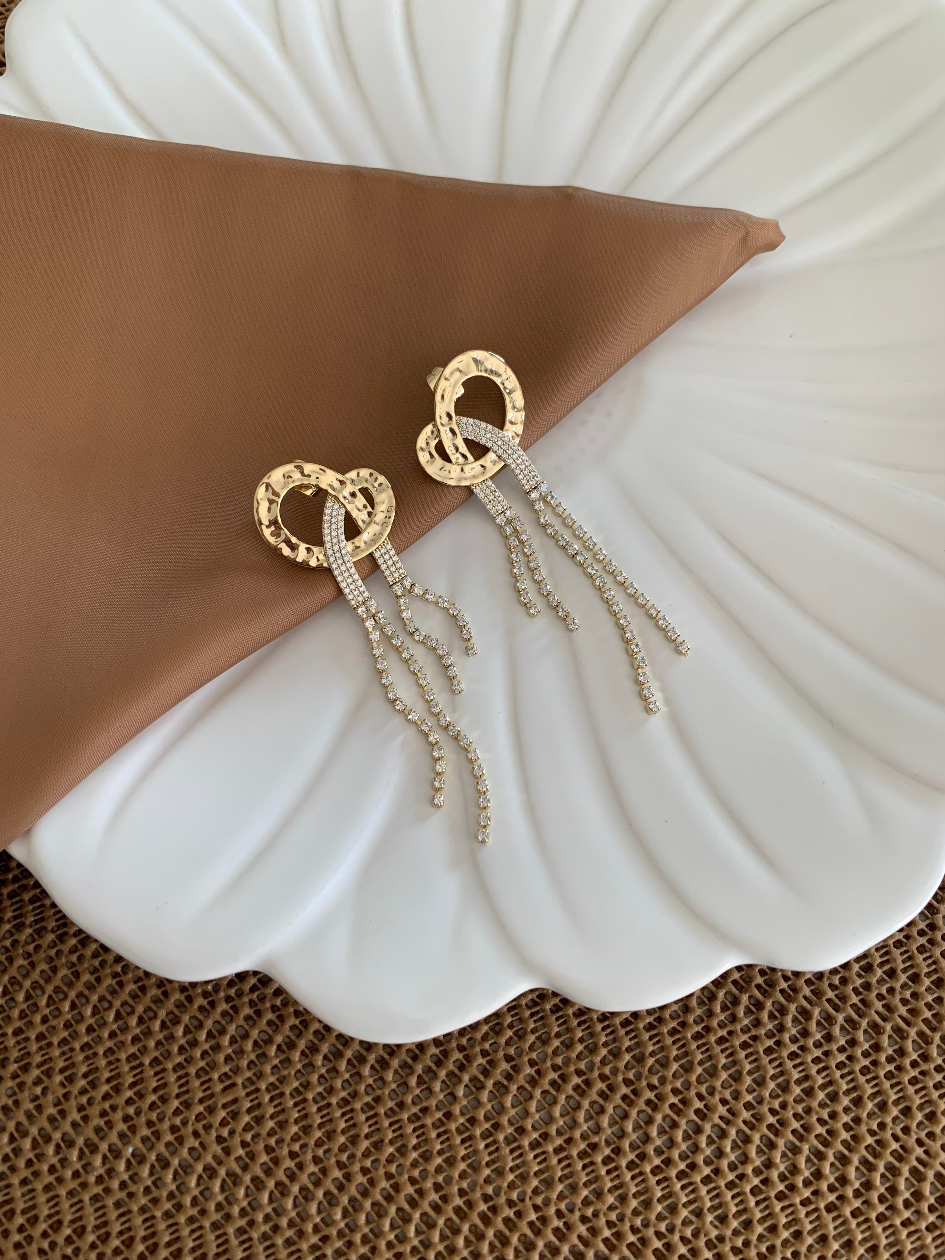 Vip Gold Zirkon Taşlı İkili Su Yolu Sallantılı Tasarım Küpe