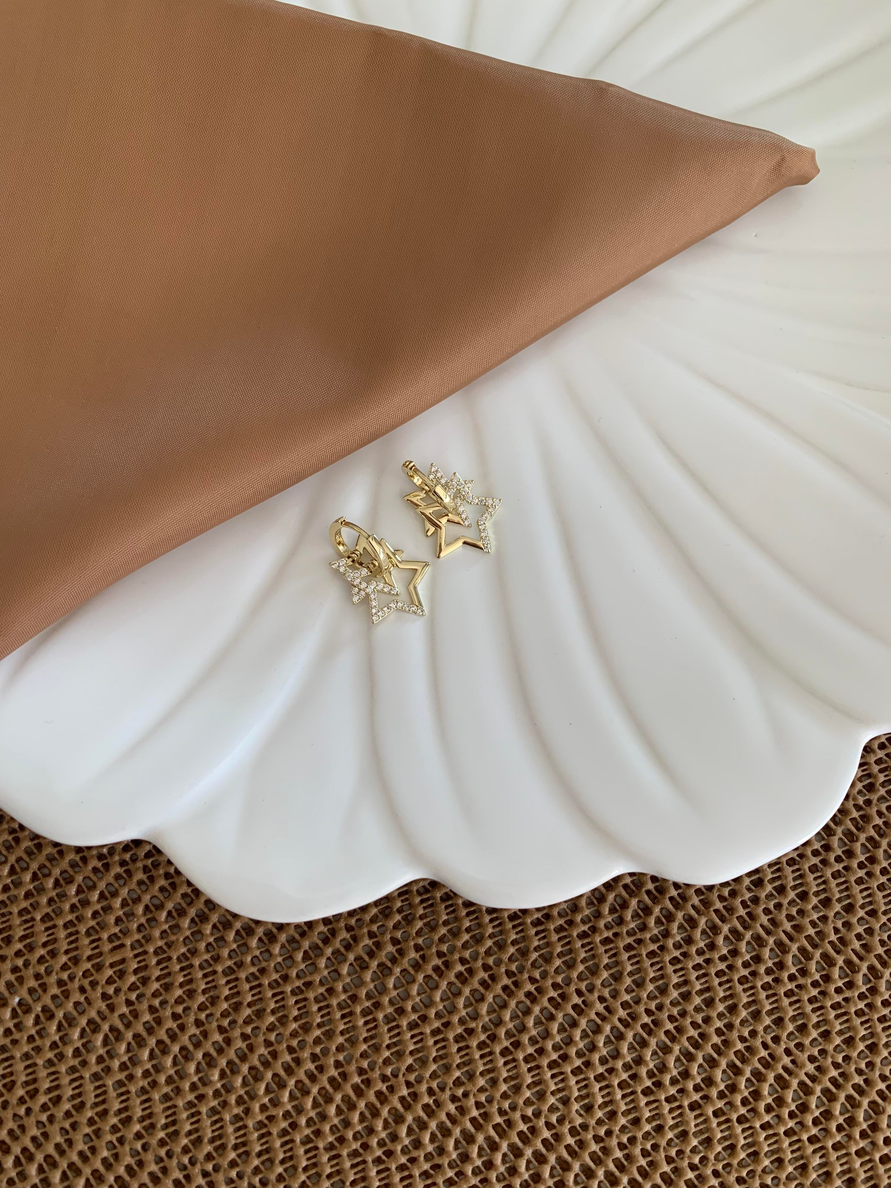 Vip Gold Zirkon Taşlı İkili Yıldız Tasarım Halka Küpe