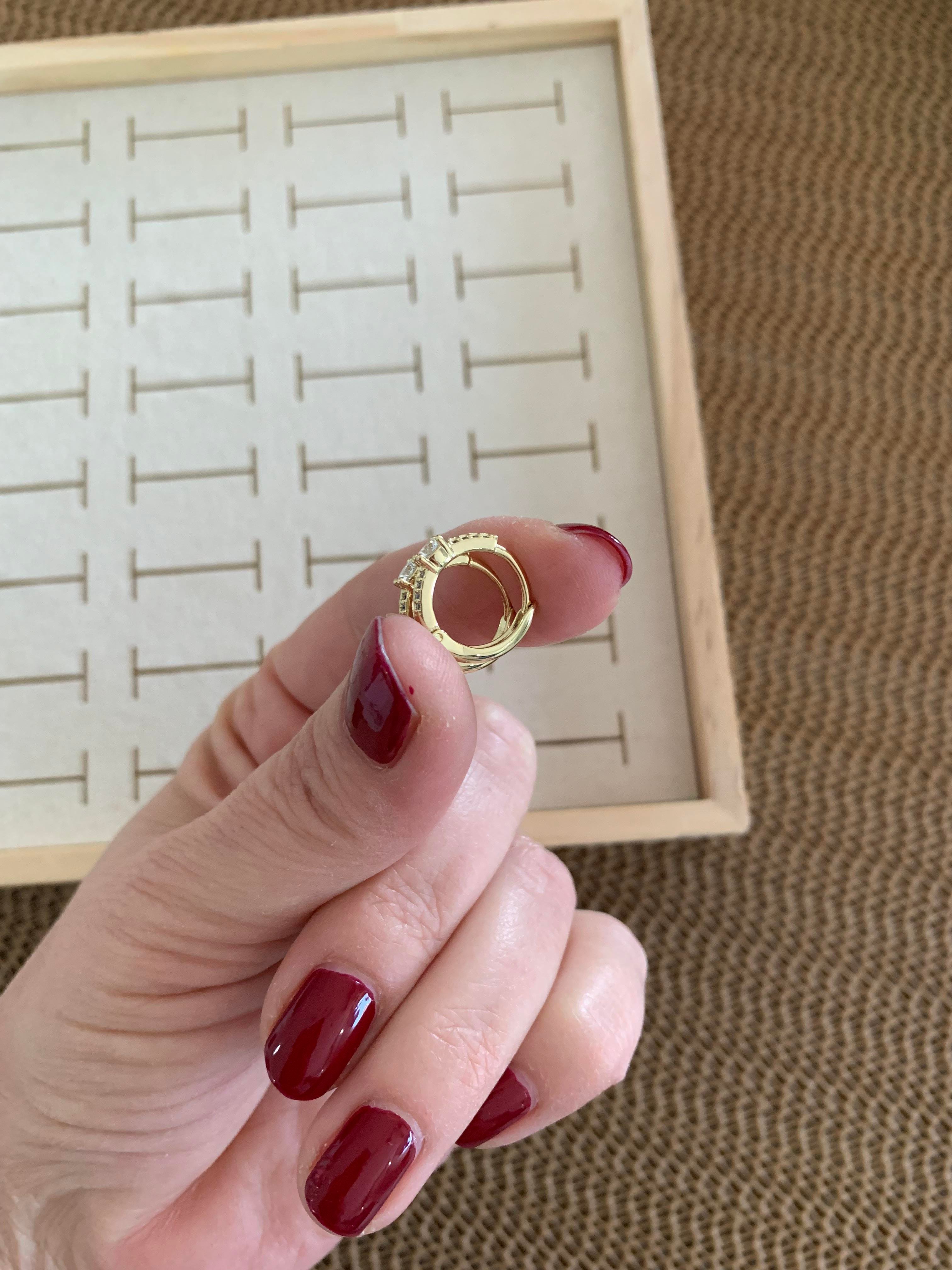 Vip Gold Zirkon Taşlı Kare Tek Taş Mini Halka Küpe