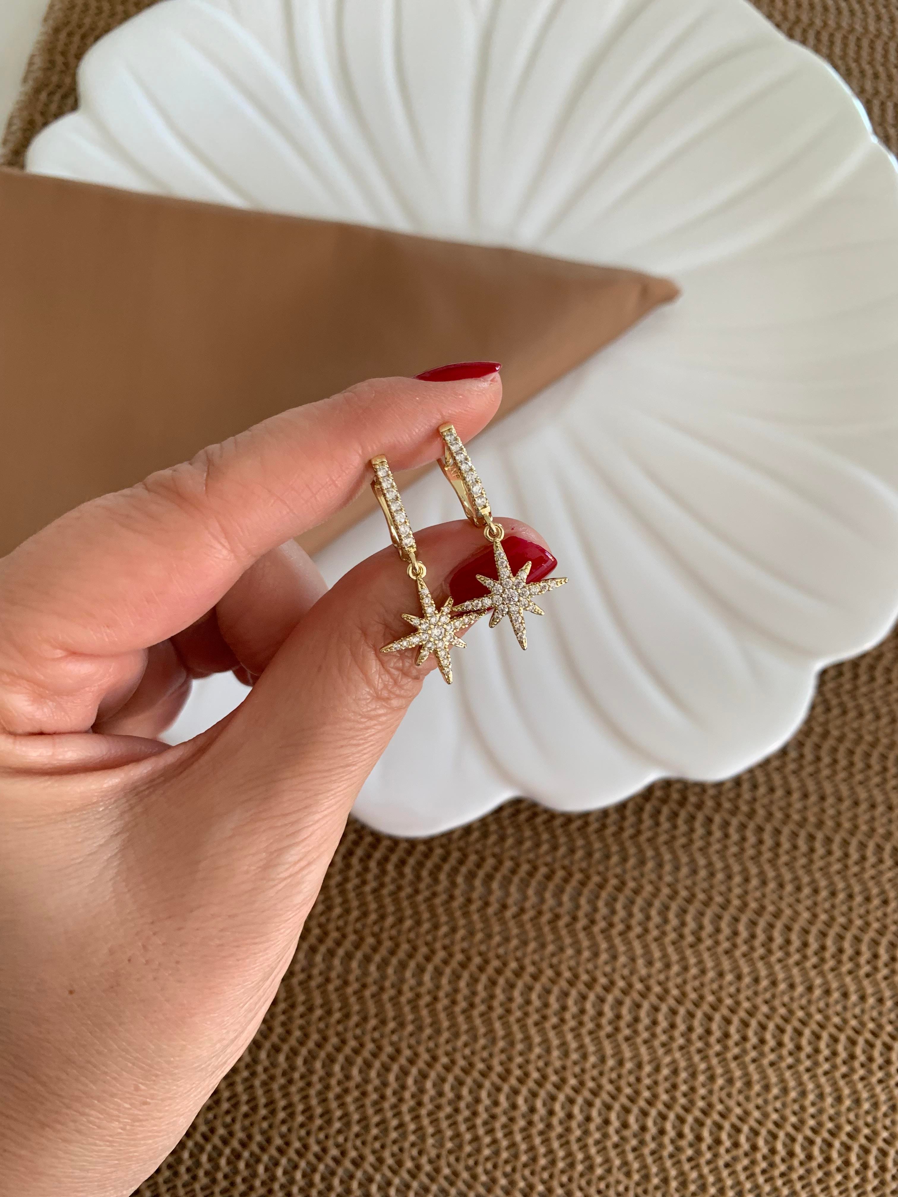 Vip Gold Zirkon Taşlı Kutup Yıldız U Küpe