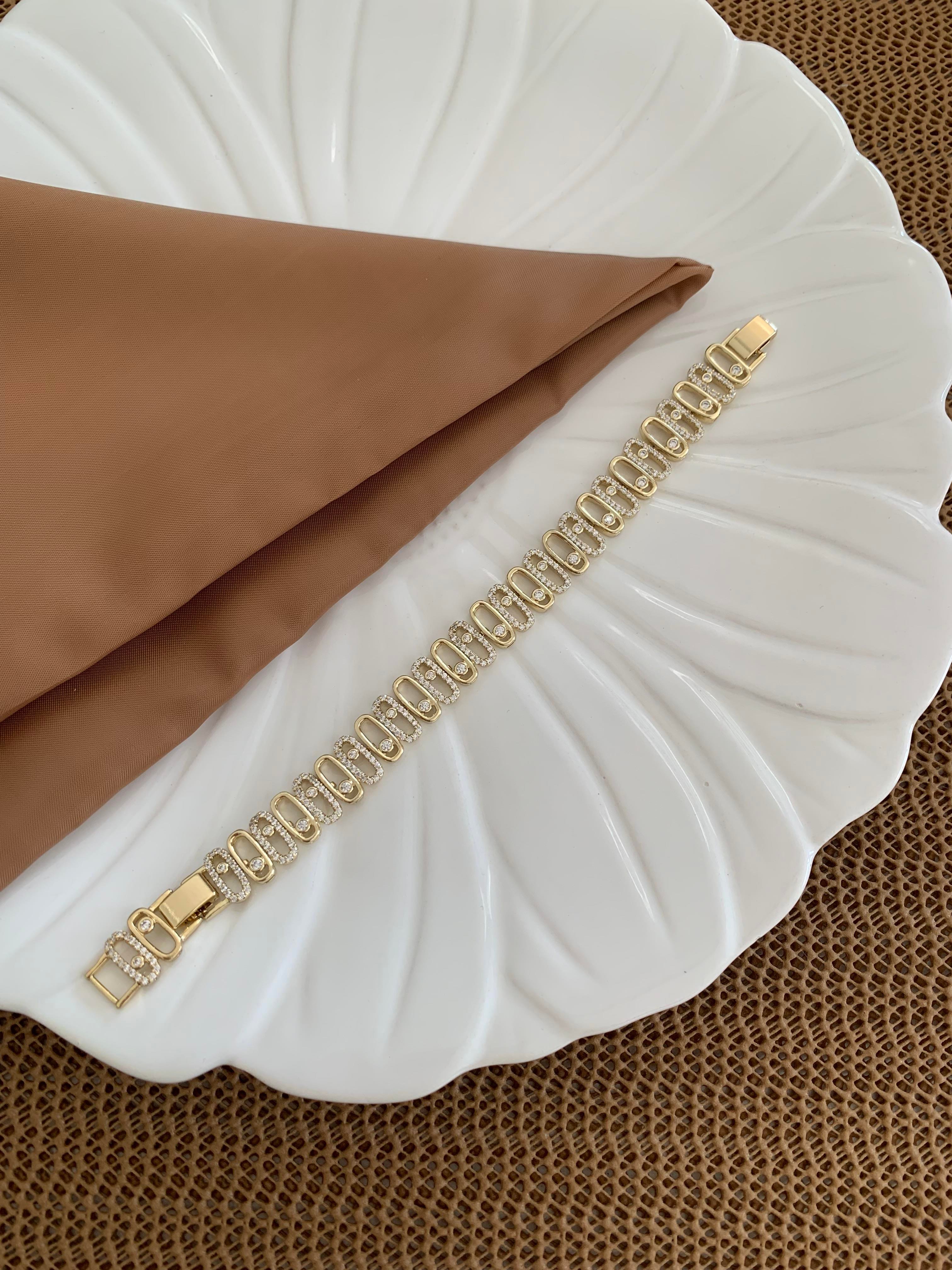 Vip Gold Zirkon Taşlı Oval Petek Sıralı Bileklik