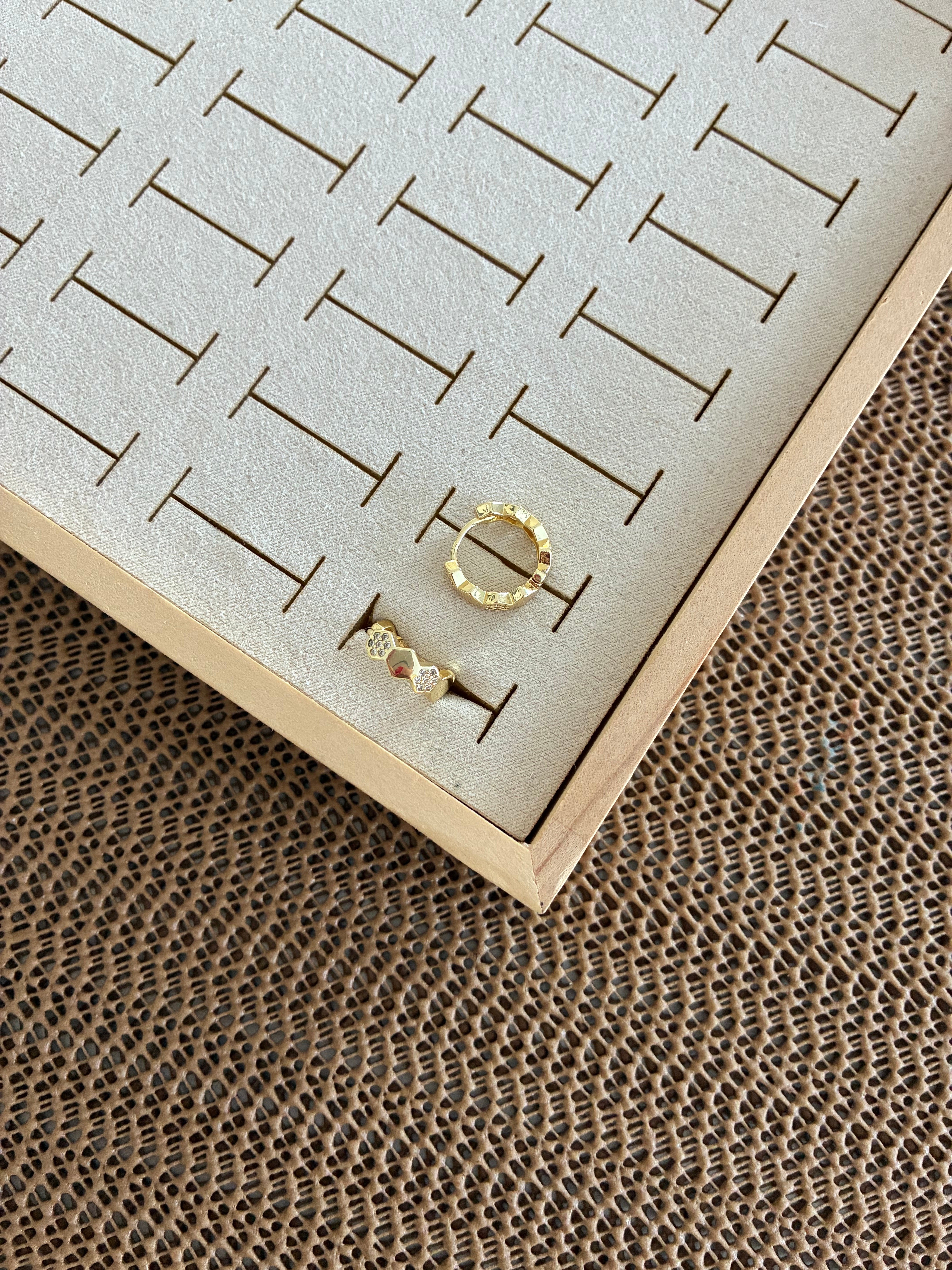 Vip Gold Zirkon Taşlı Petekli Halka Küpe