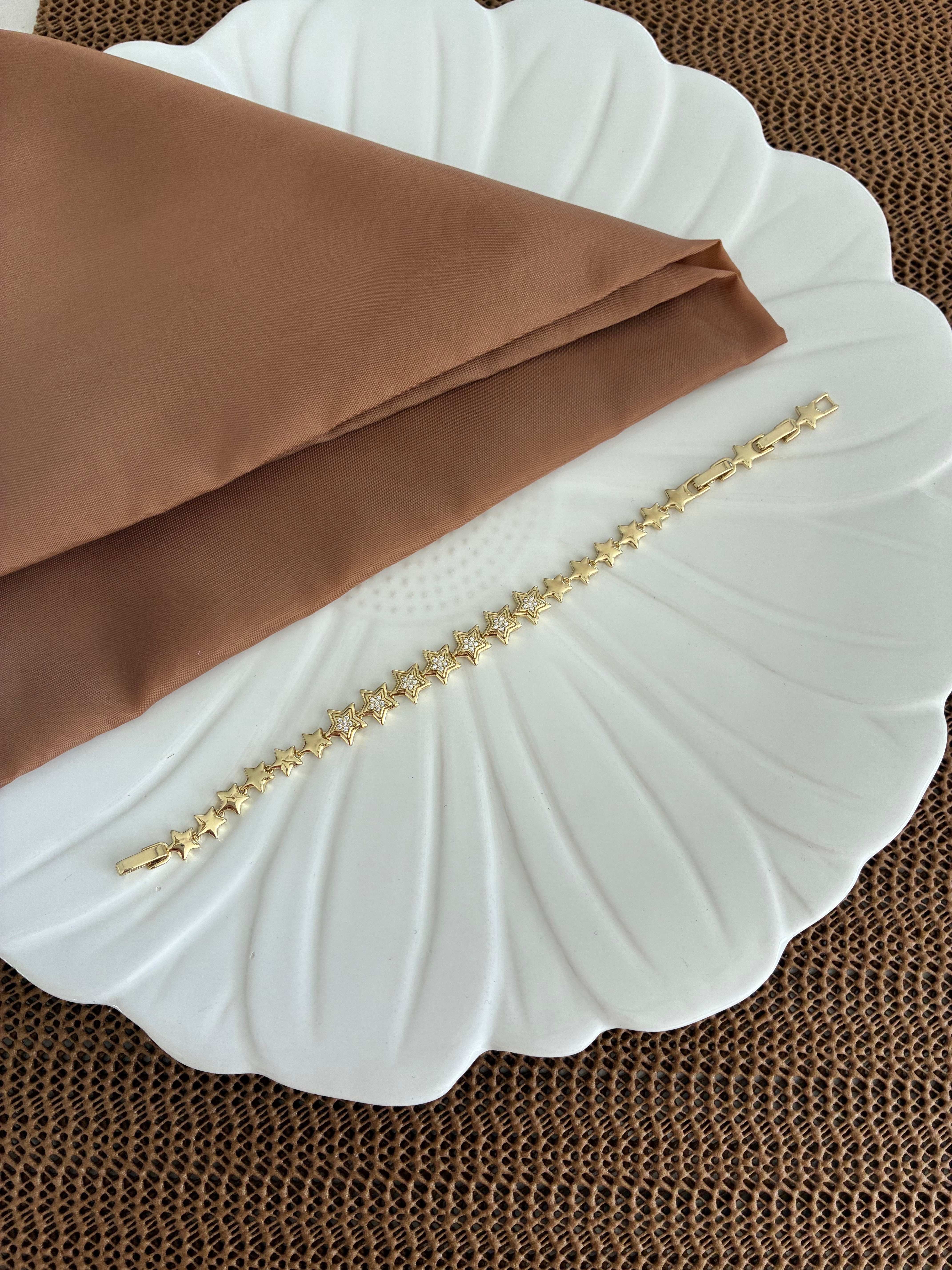 Vip Gold Zirkon Taşlı Plaka Yıldız Sıralı Bileklik