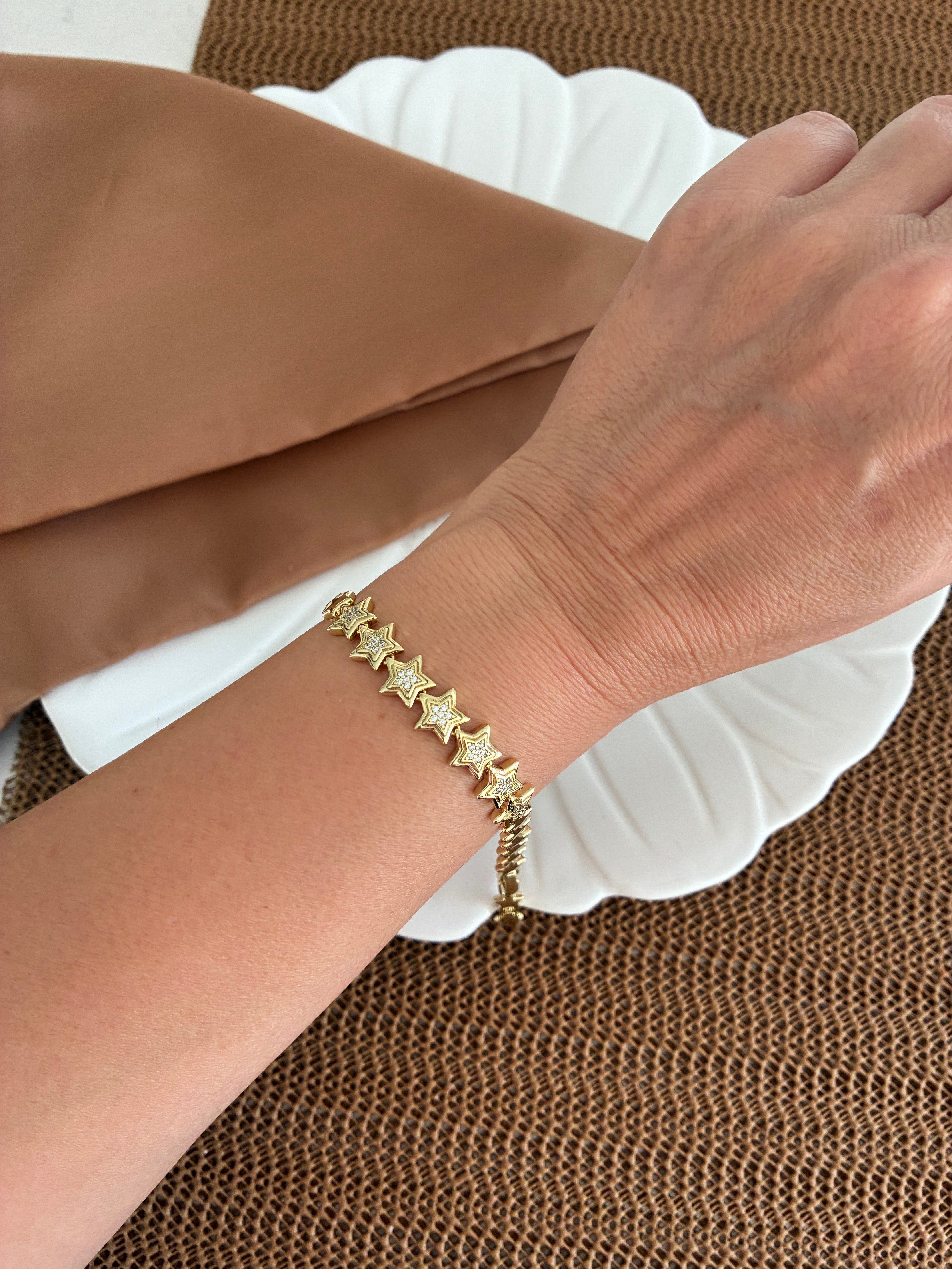 Vip Gold Zirkon Taşlı Plaka Yıldız Sıralı Bileklik