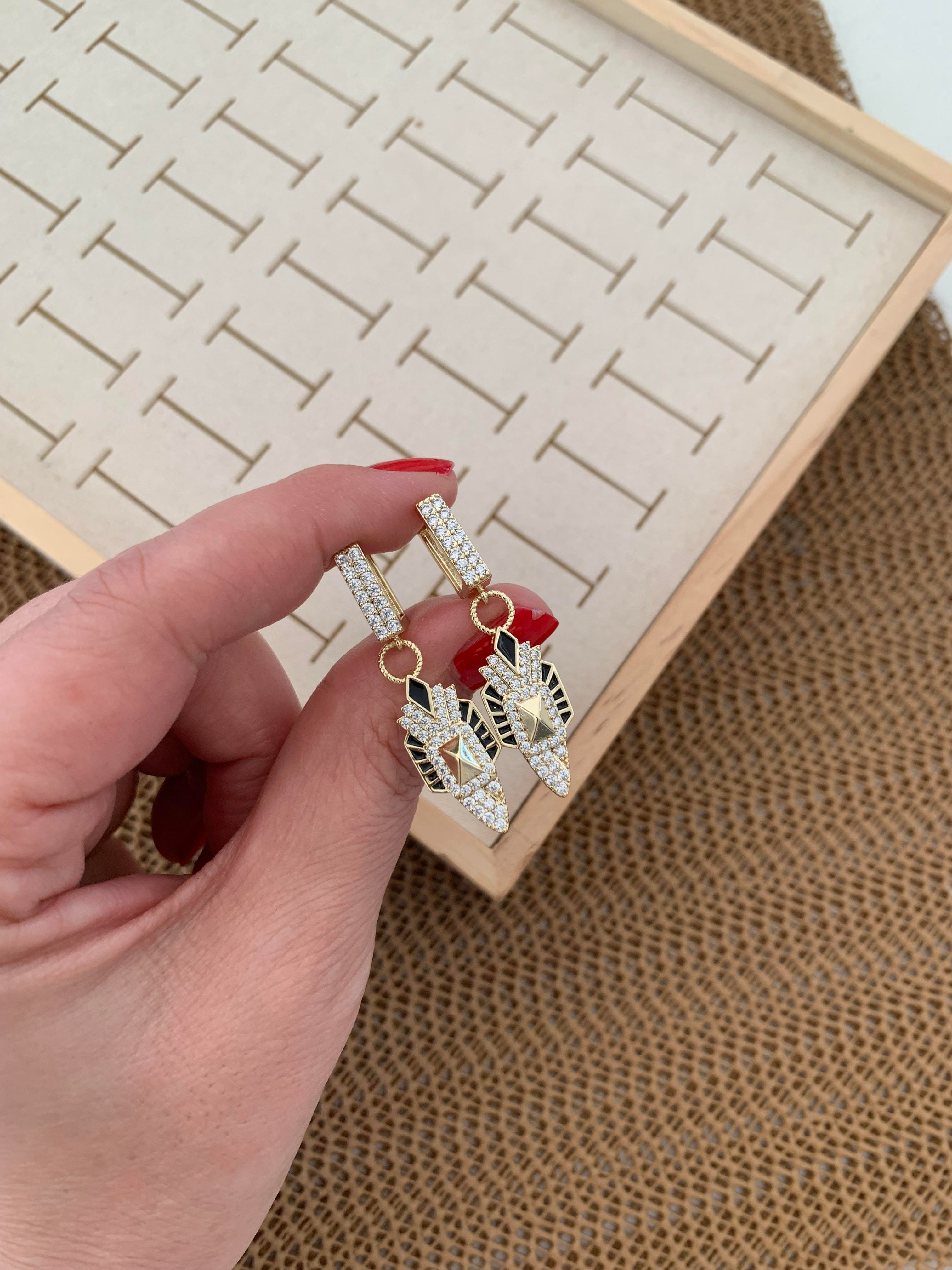Vip Gold Zirkon Taşlı Siyah Mineli Charm Tasarım Küpe
