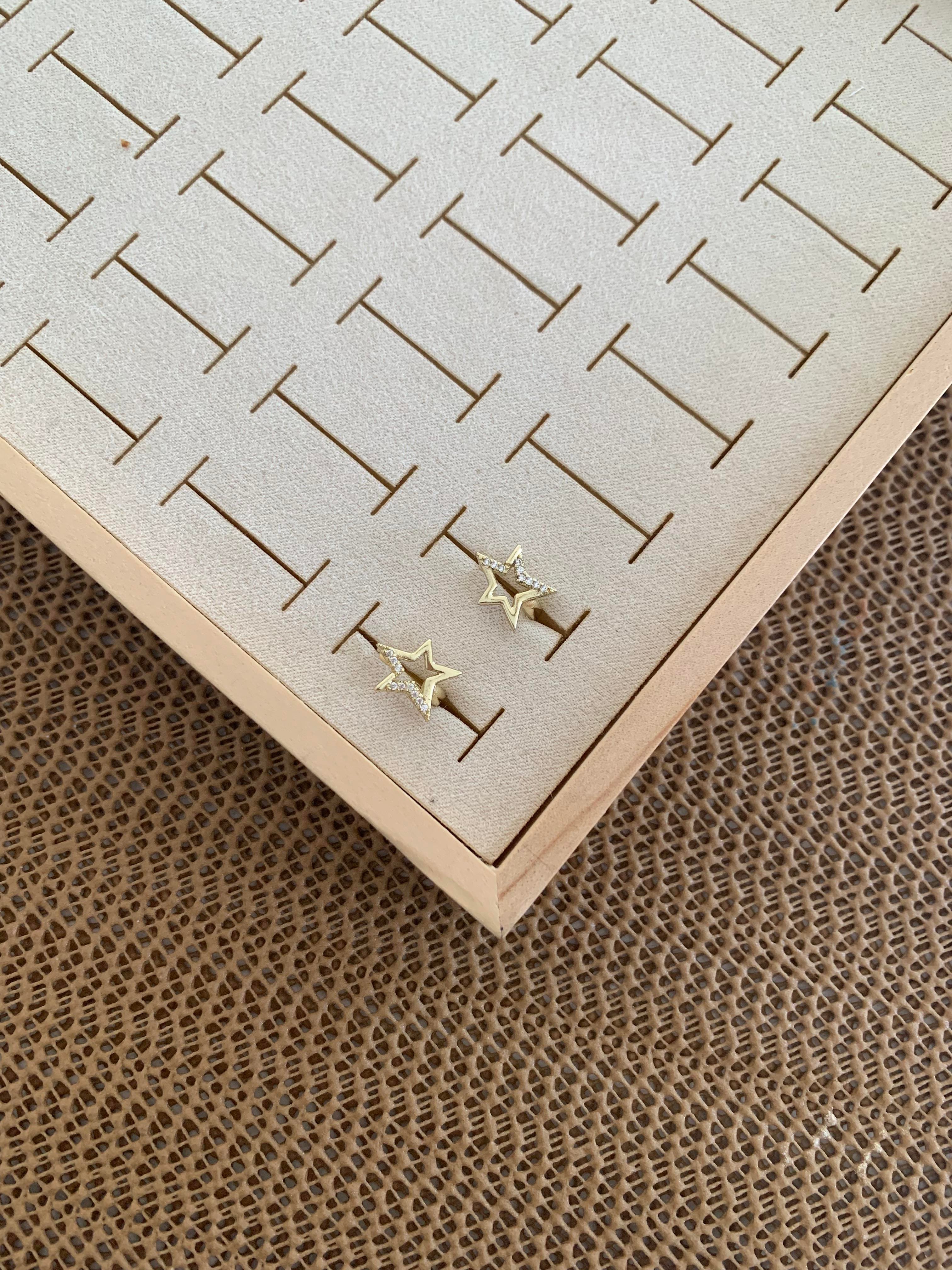 Vip Gold Zirkon Taşlı Yıldız Küçük Halka Küpe