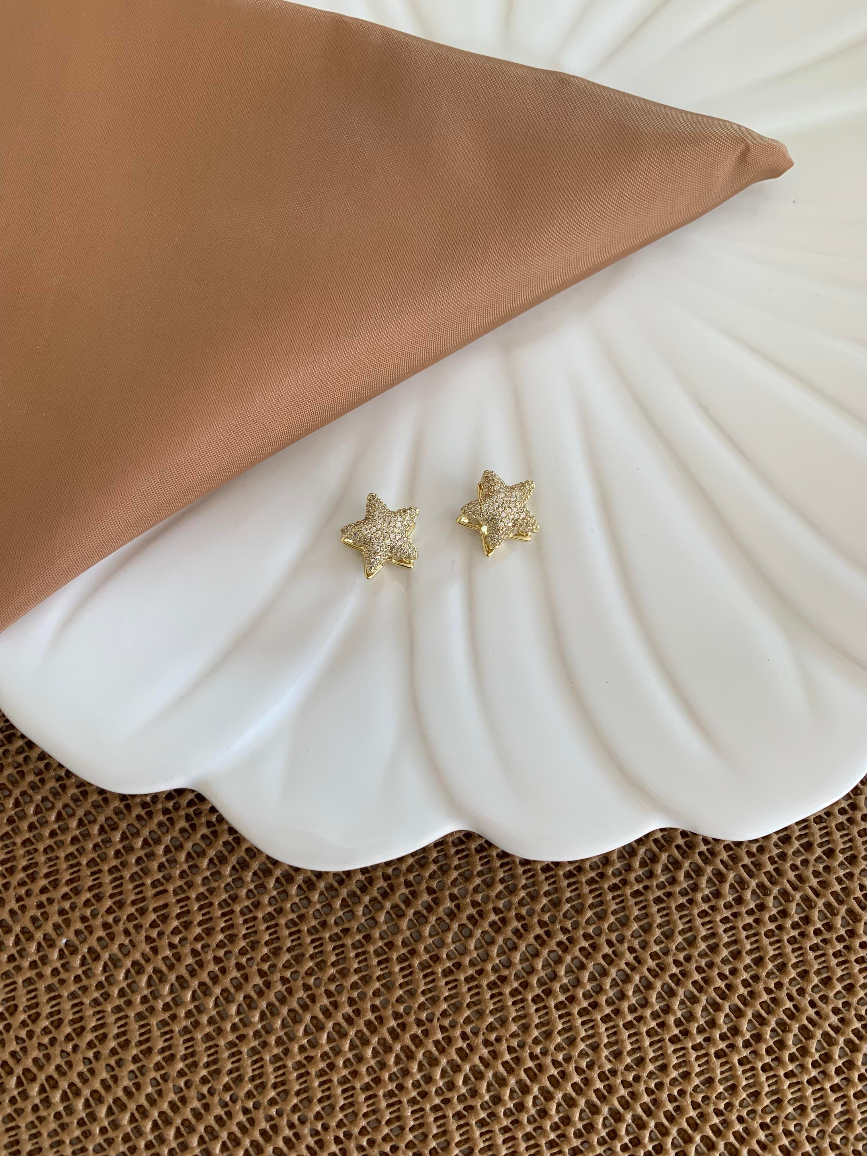 Vip Gold Zirkon Taşlı Yıldız Küpe