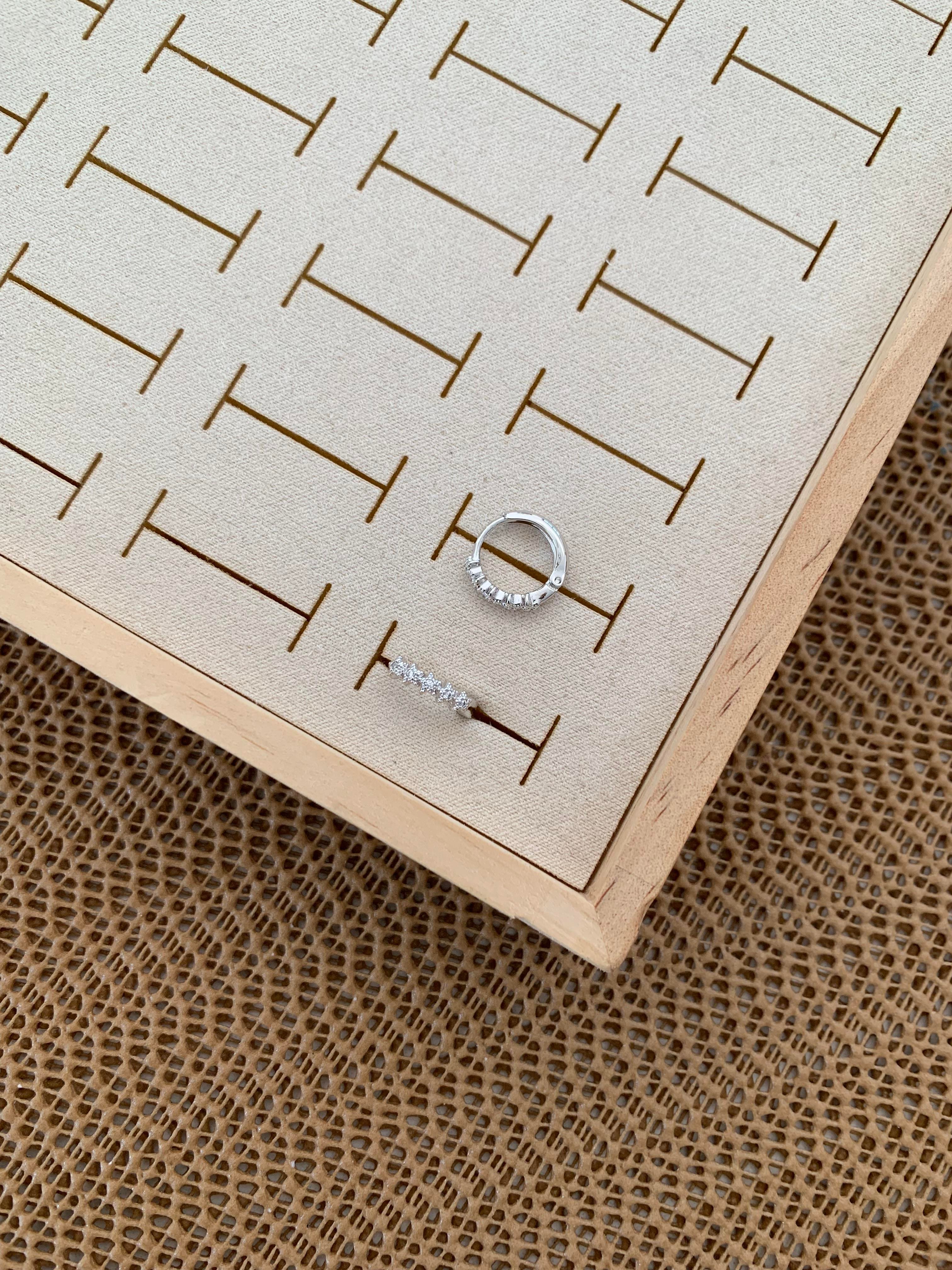 Vip Gümüş Zirkon Taşlı Yıldız Sıralı Mini Halka Küpe