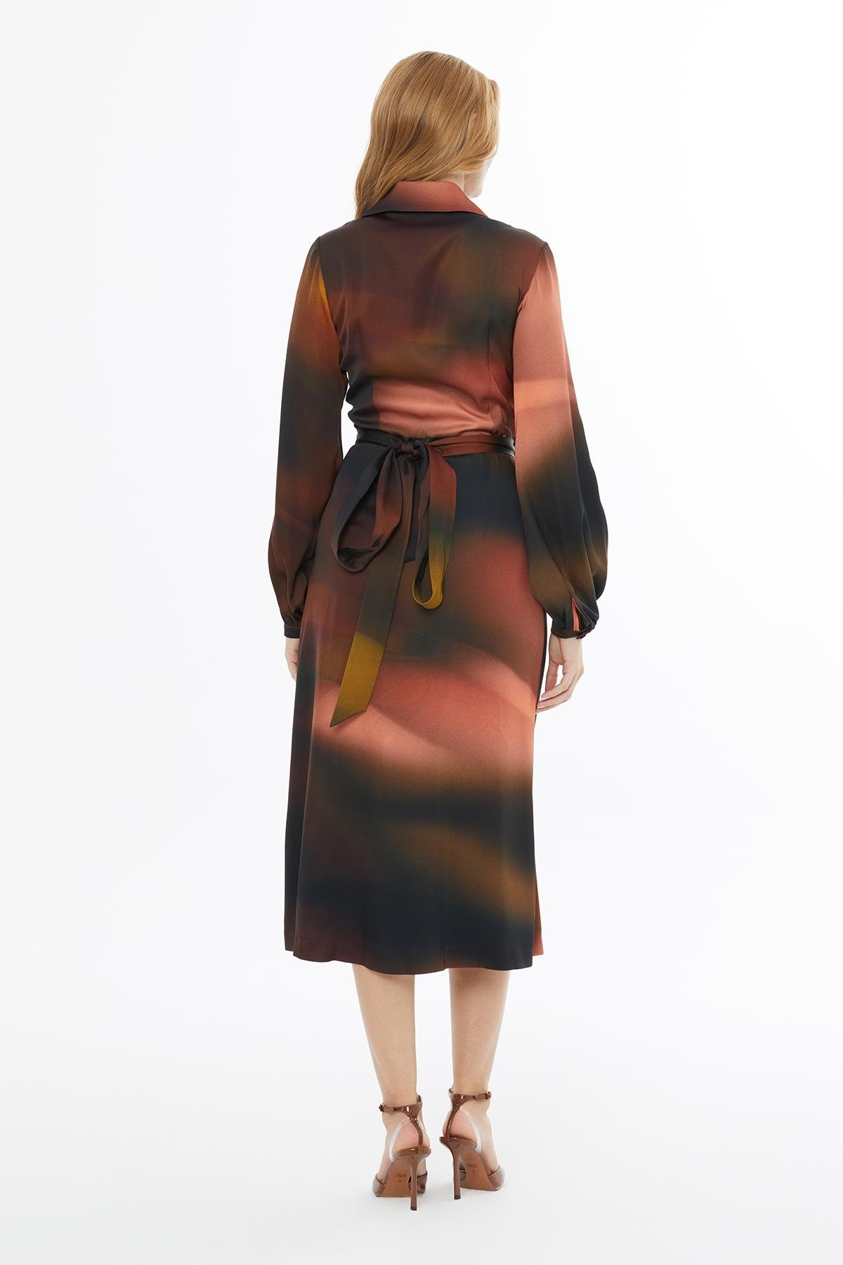 ANVELOPLU UZUN KOLLU DÜĞMELİ KADIN UZUN ELBİSE