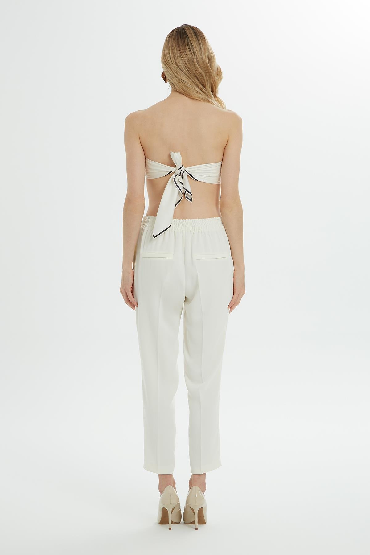 Bağcık Detaylı Boru Paça Pantolon