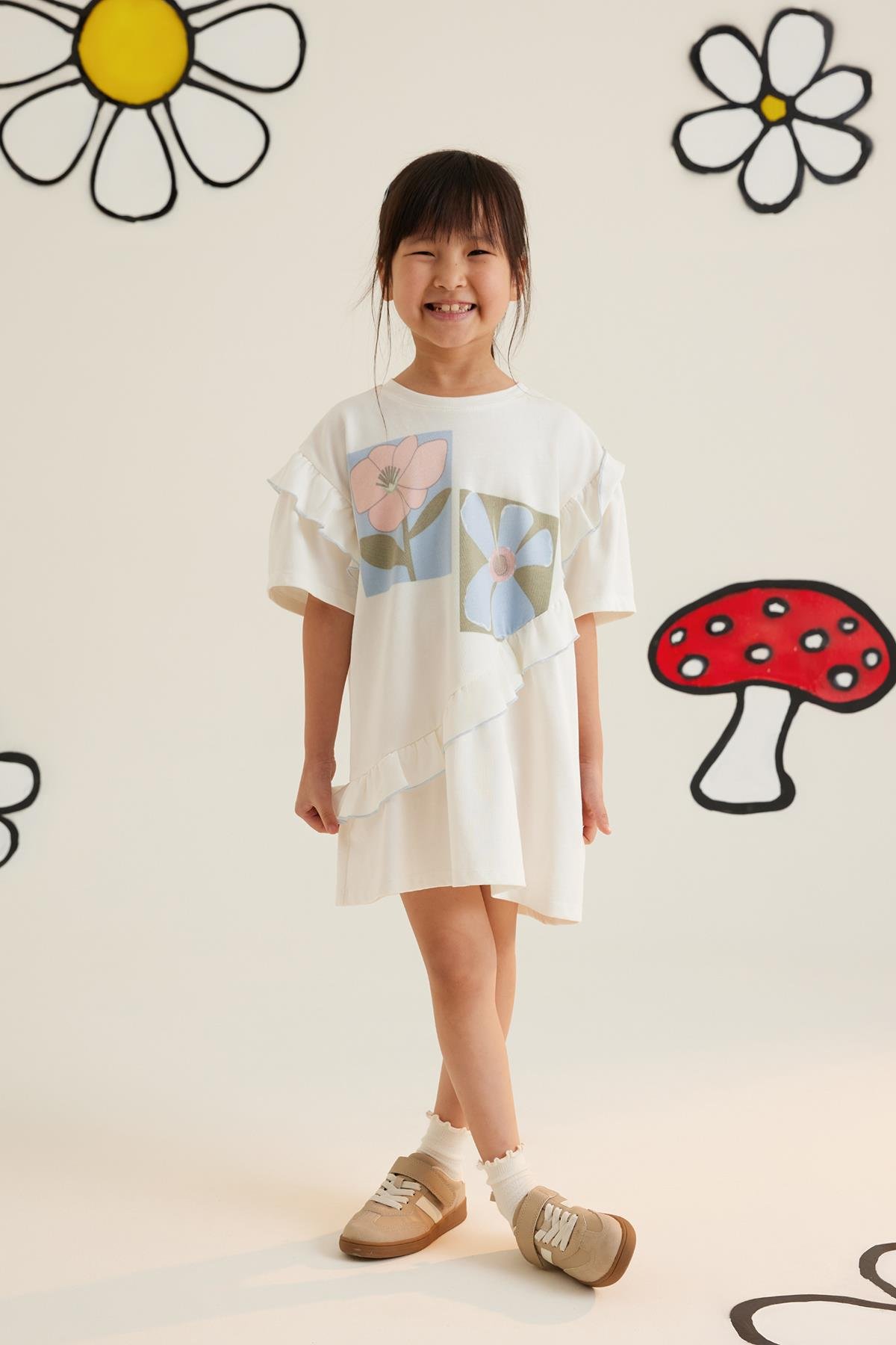 Baskılı Fırfır Detaylı Ekru Elbise