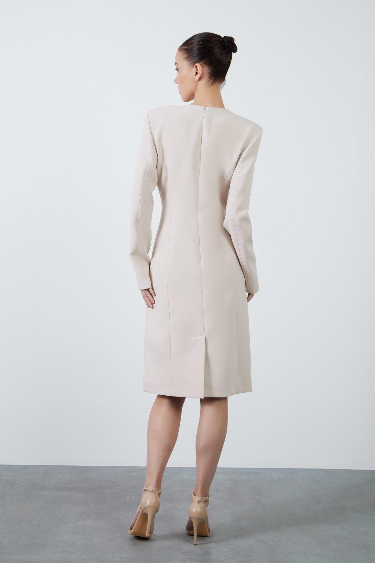 Uzun Kollu Cepli Midi Boy Bej Kalem Elbise