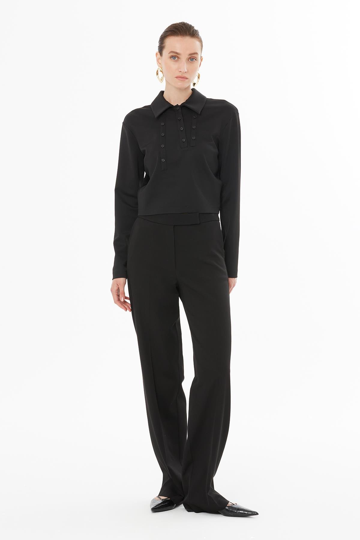 Belden İşleme Detayı Siyah Bluz