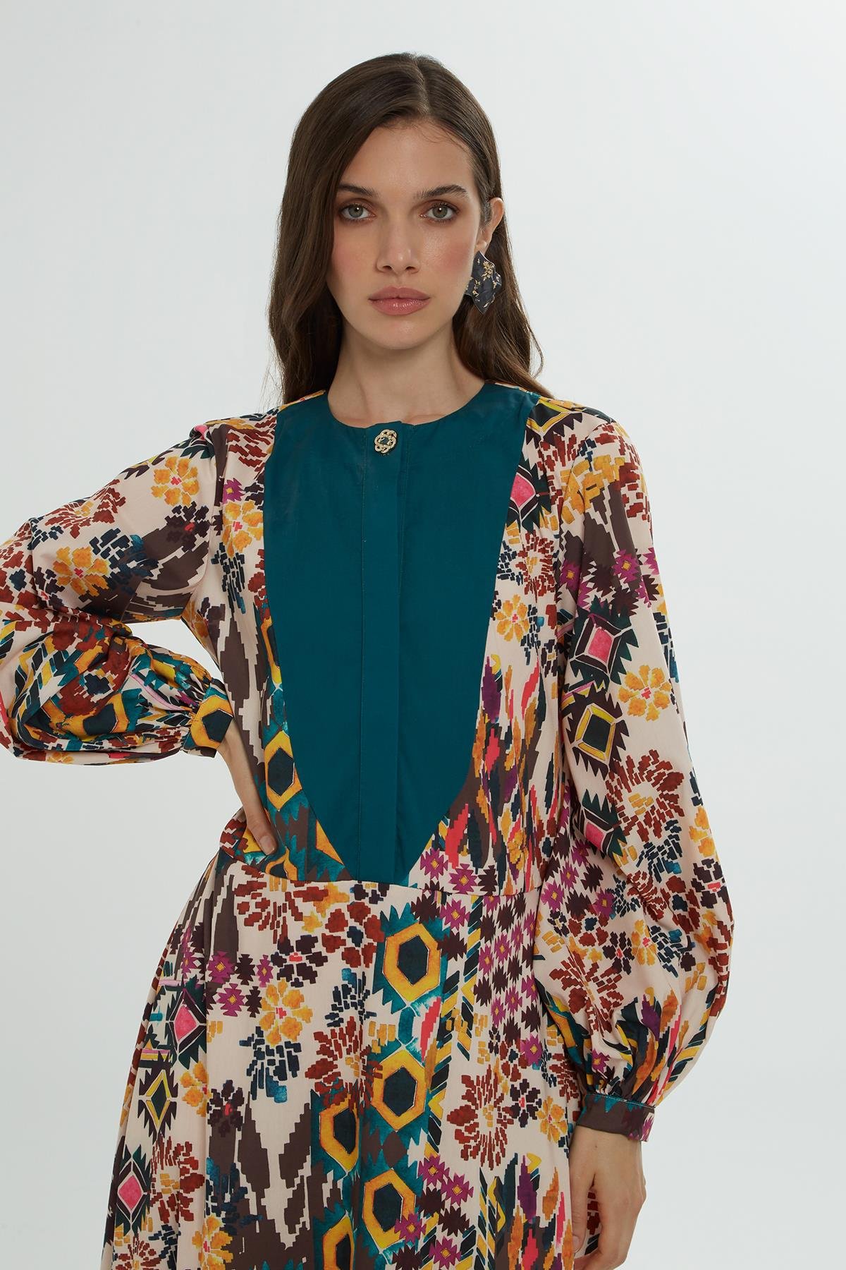 Beli Kuşak Bağlamalı Desenli Uzun Elbise