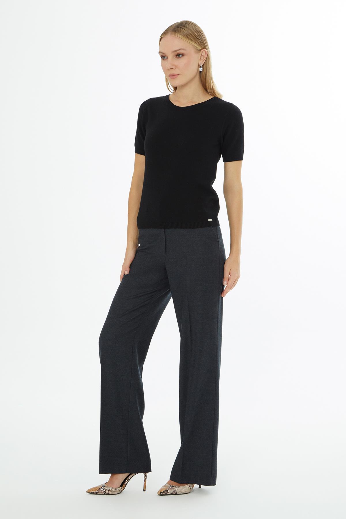 Black Short-Sleeve Crew Neck Blouse