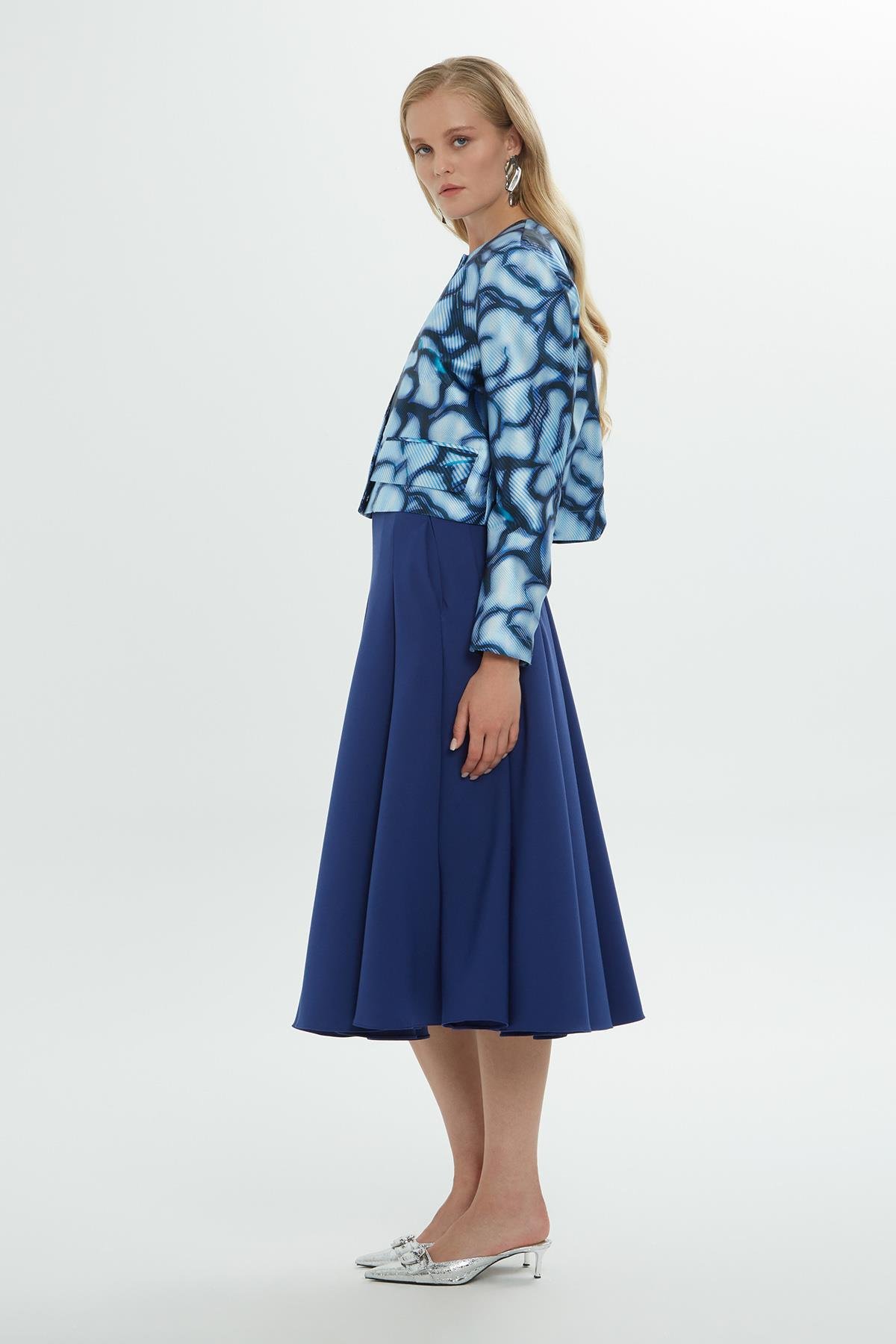 Bisiklet Yaka Mavi Desenli Kısa Ceket