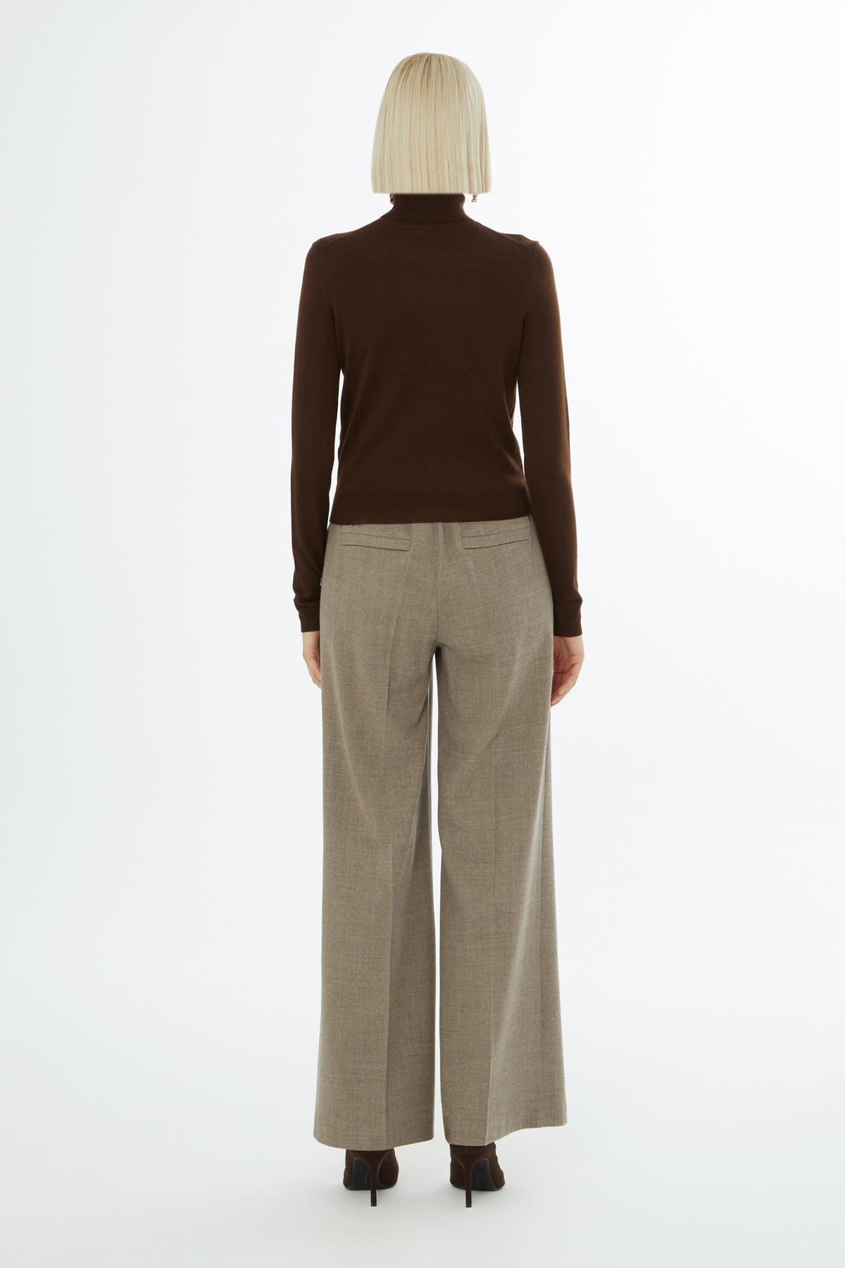 BOĞAZLI KADIN TRİKO