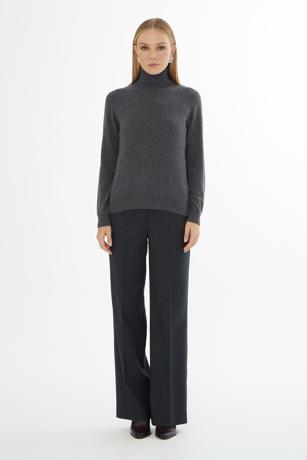 BOĞAZLI KADIN TRİKO