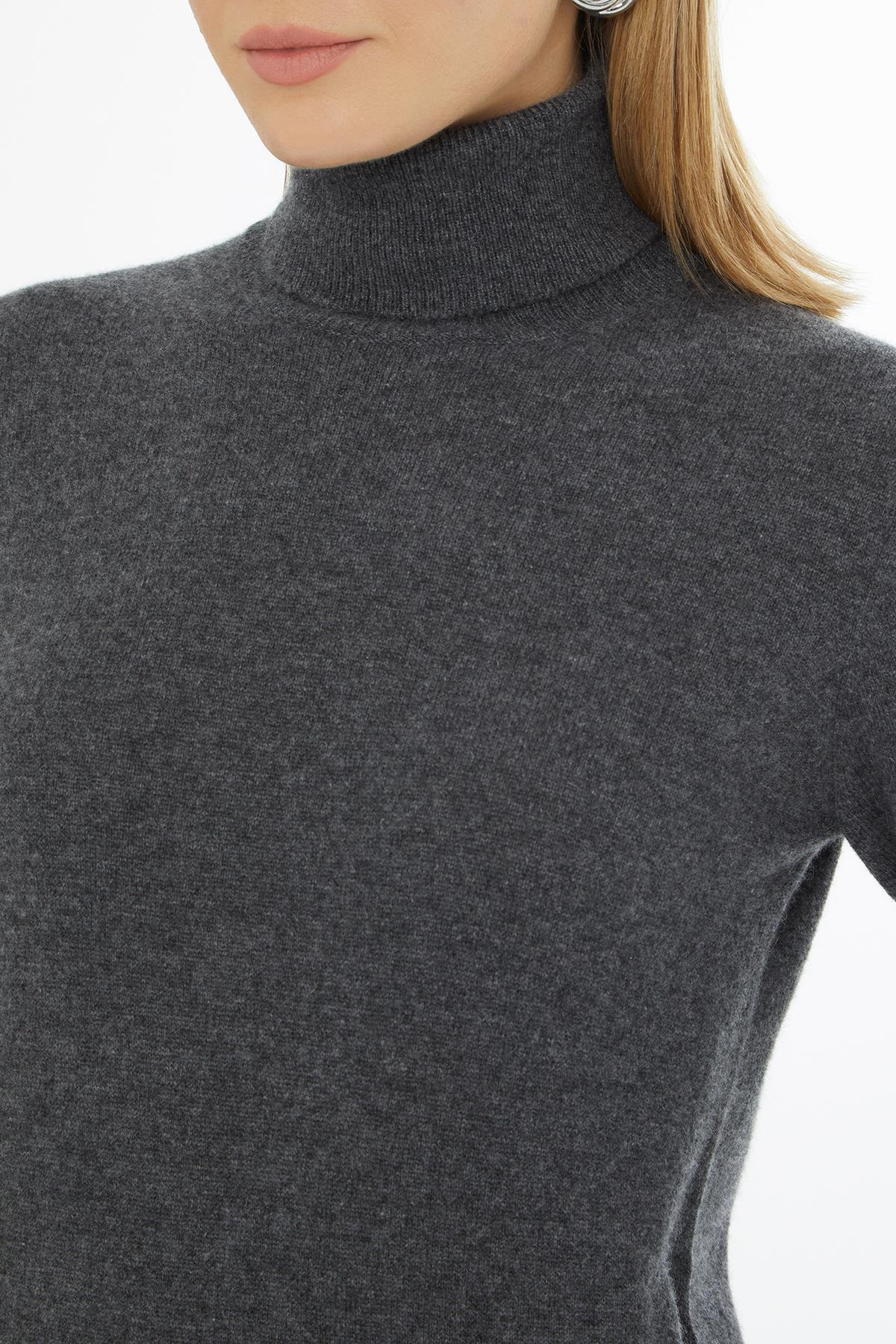 BOĞAZLI KADIN TRİKO