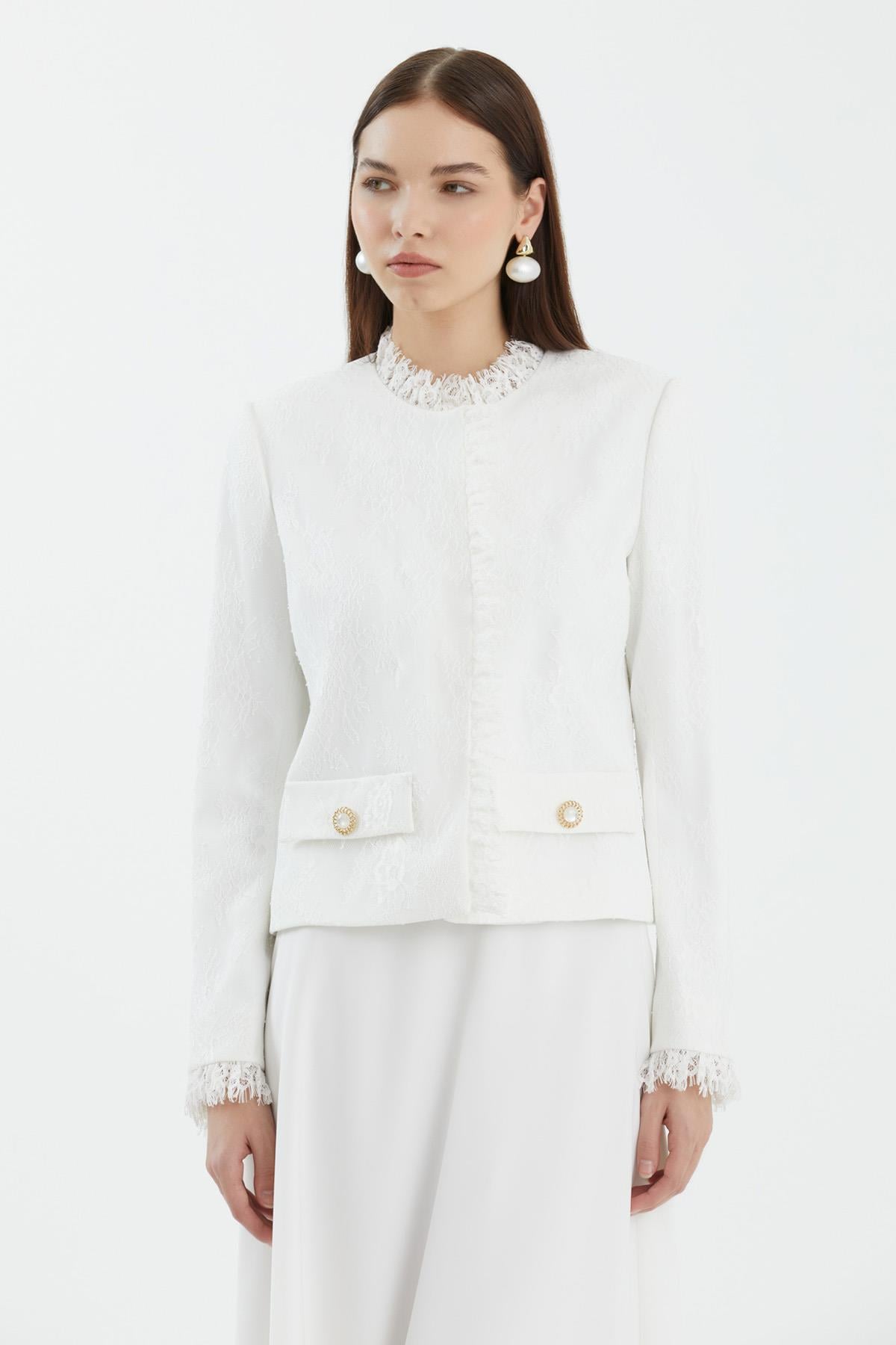 Ecru Lace Flared Skirt Set
