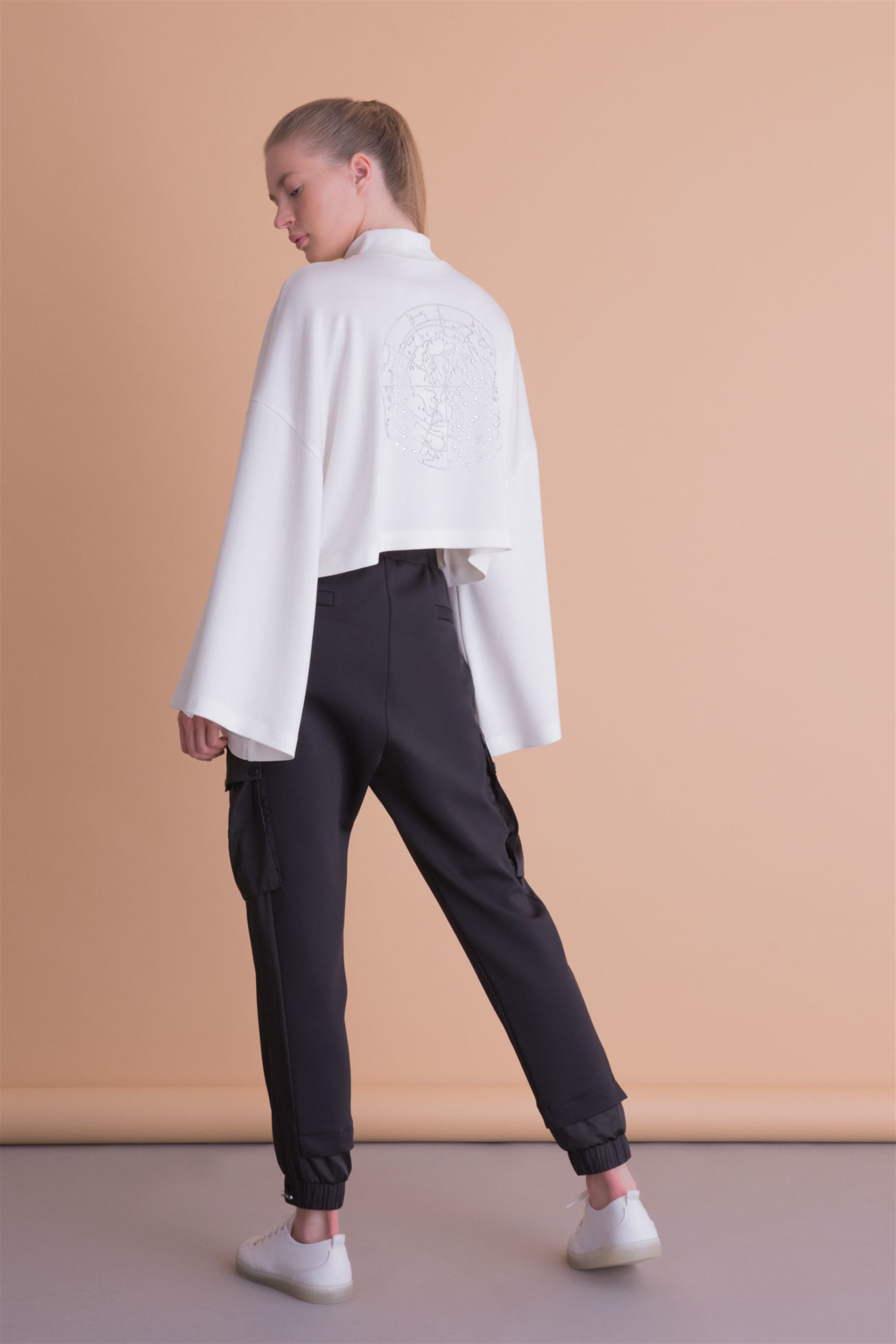 Stand Up Collar Sleeve Detailed Ecru Sweatshirt