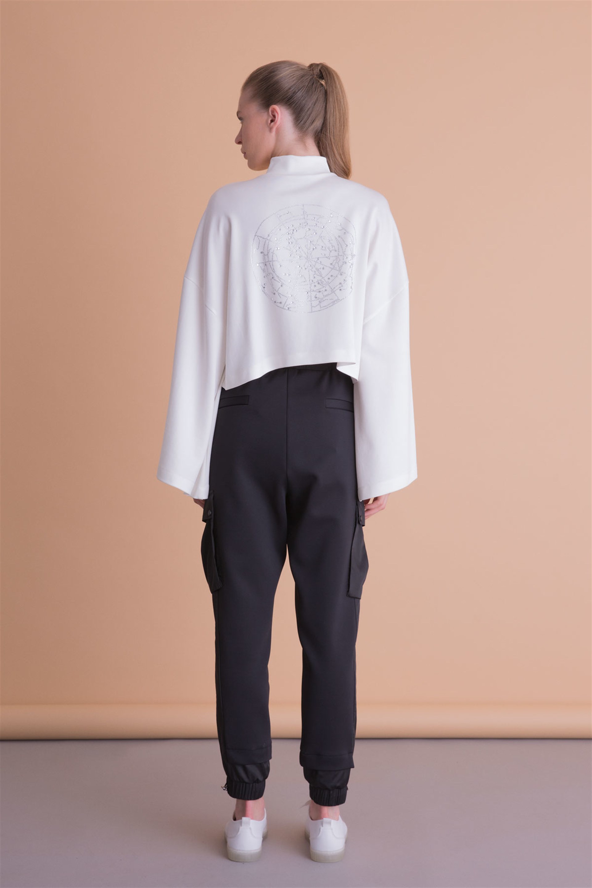 Stand Up Collar Sleeve Detailed Ecru Sweatshirt