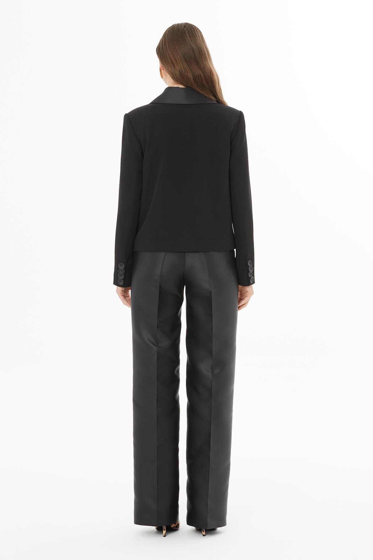 Düğme Detaylı Kruvaze Siyah Ceket