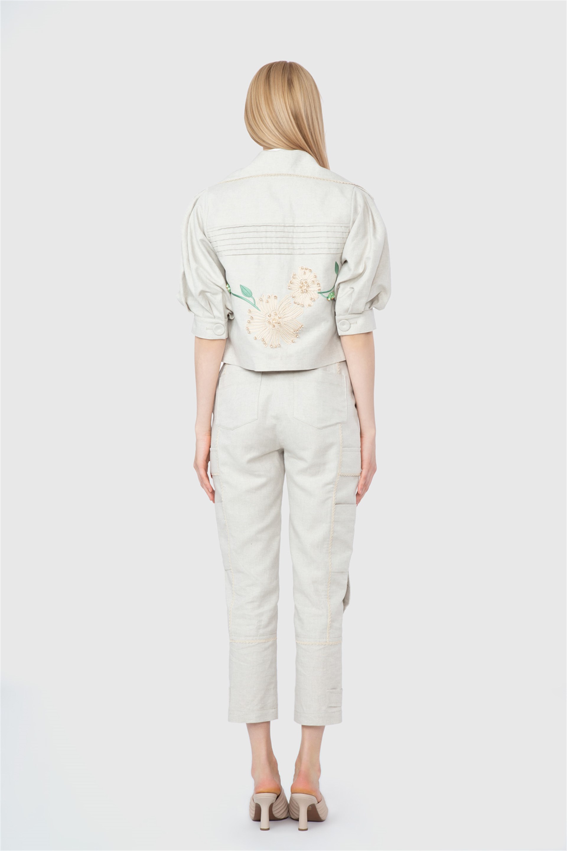 Düğmeli Paça Bej Pantolon