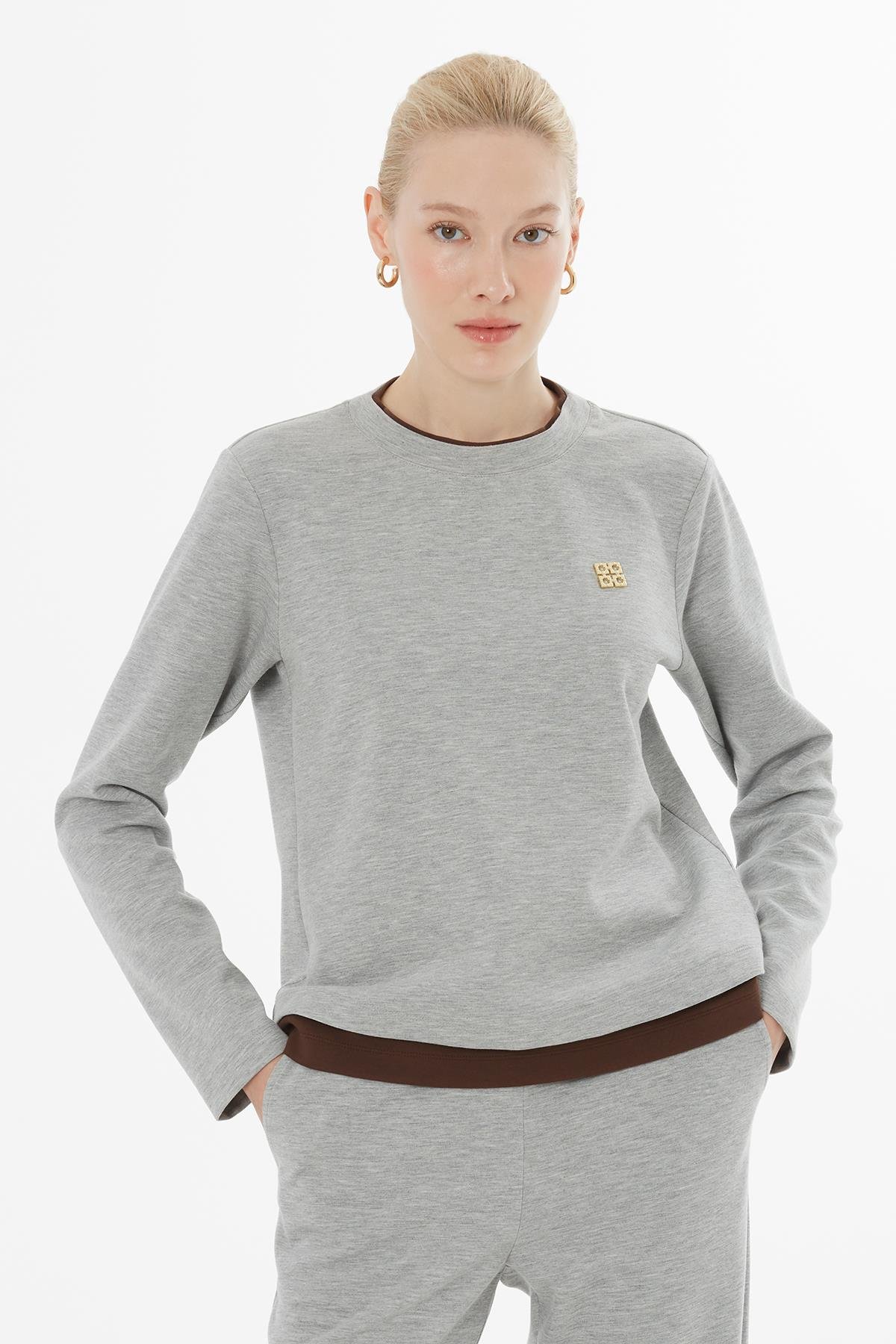 Etek Ucu Garnili Gri Eşofman Takımı