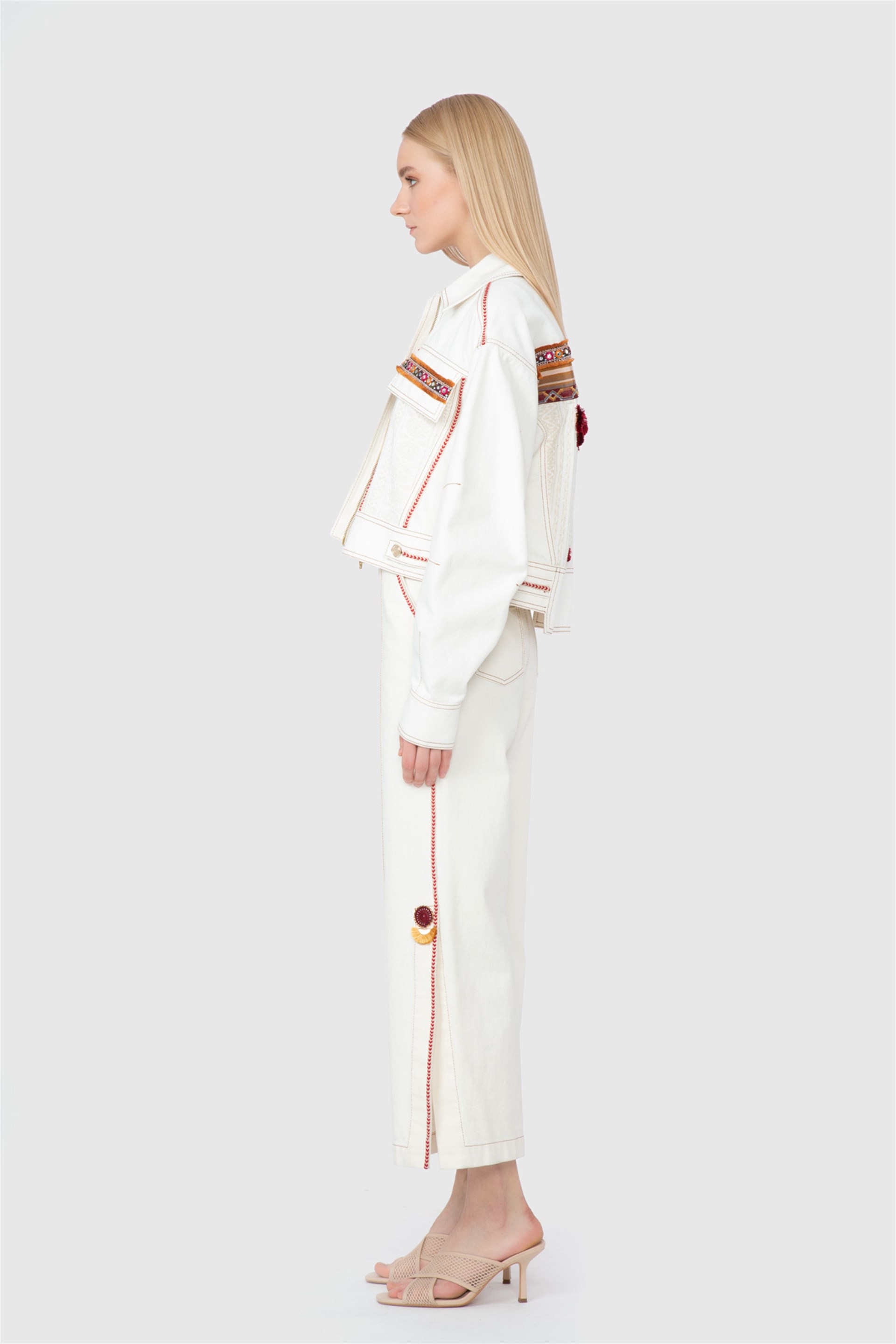 Ethnic Stripe Accessory Detail Contrast Fabric White Jacket