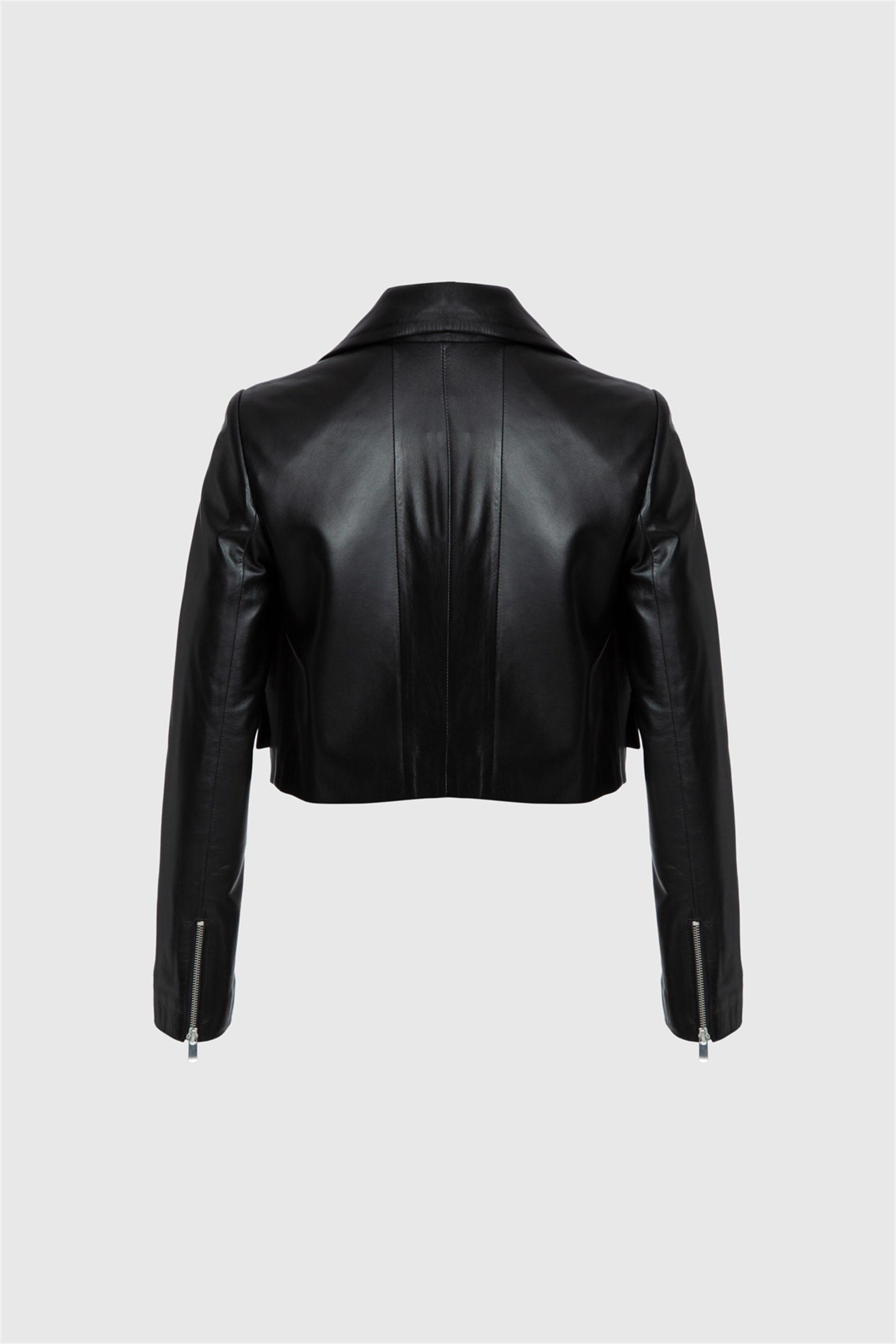 Fermuar Detaylı Siyah Ceket