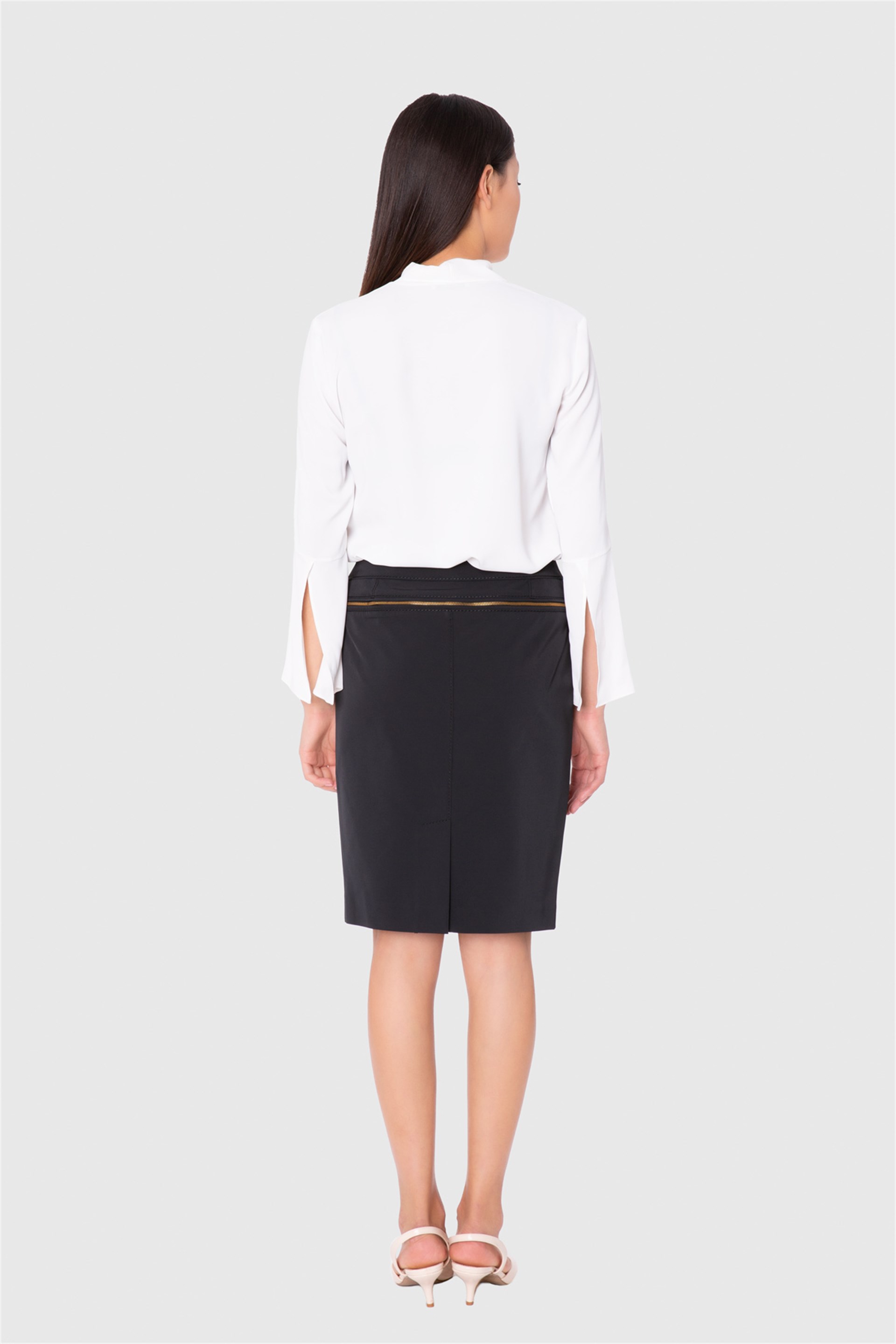 Zipper Detailed Black Skirt