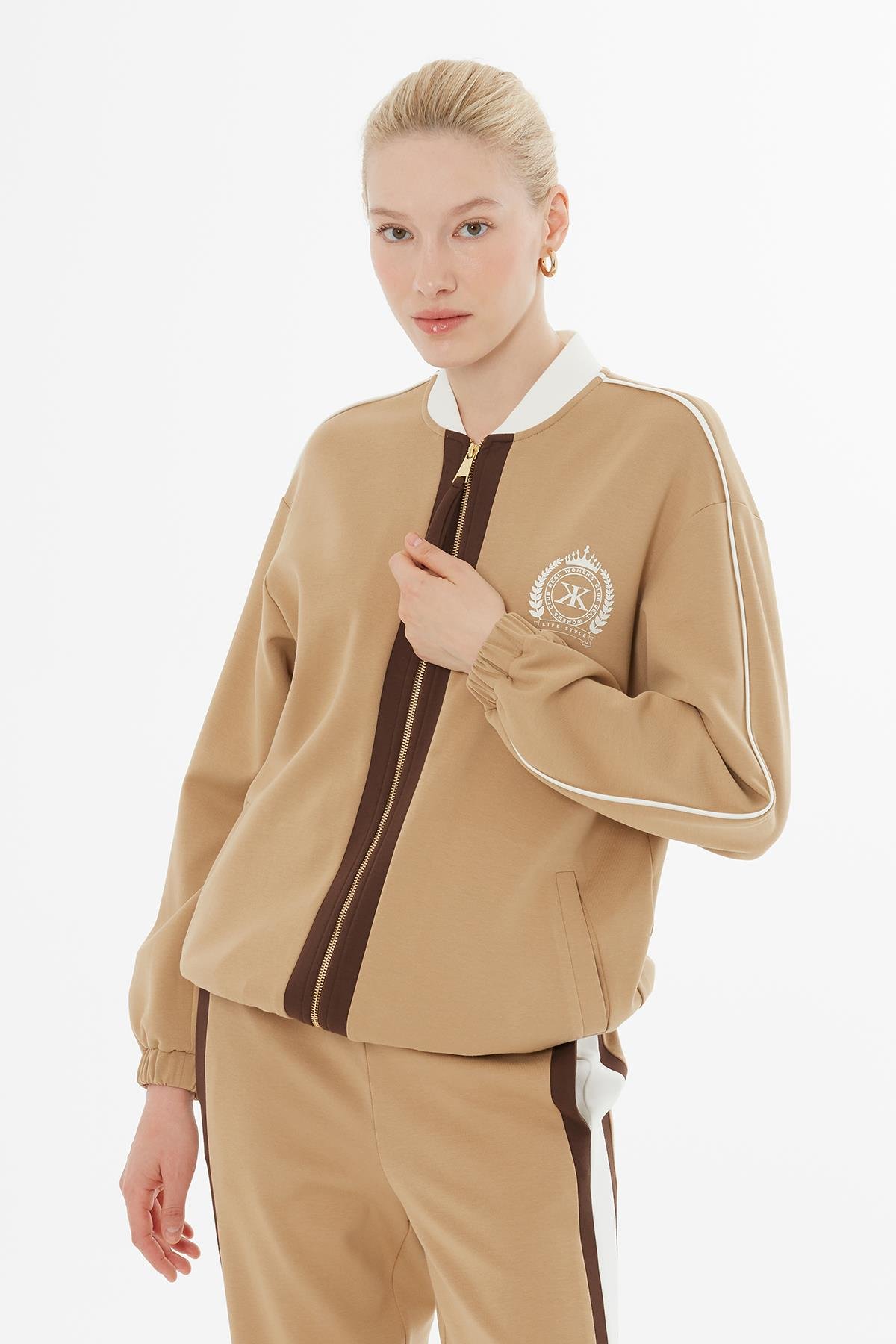 Fermuarlı Triko Yakalı Bej Eşofman Takımı